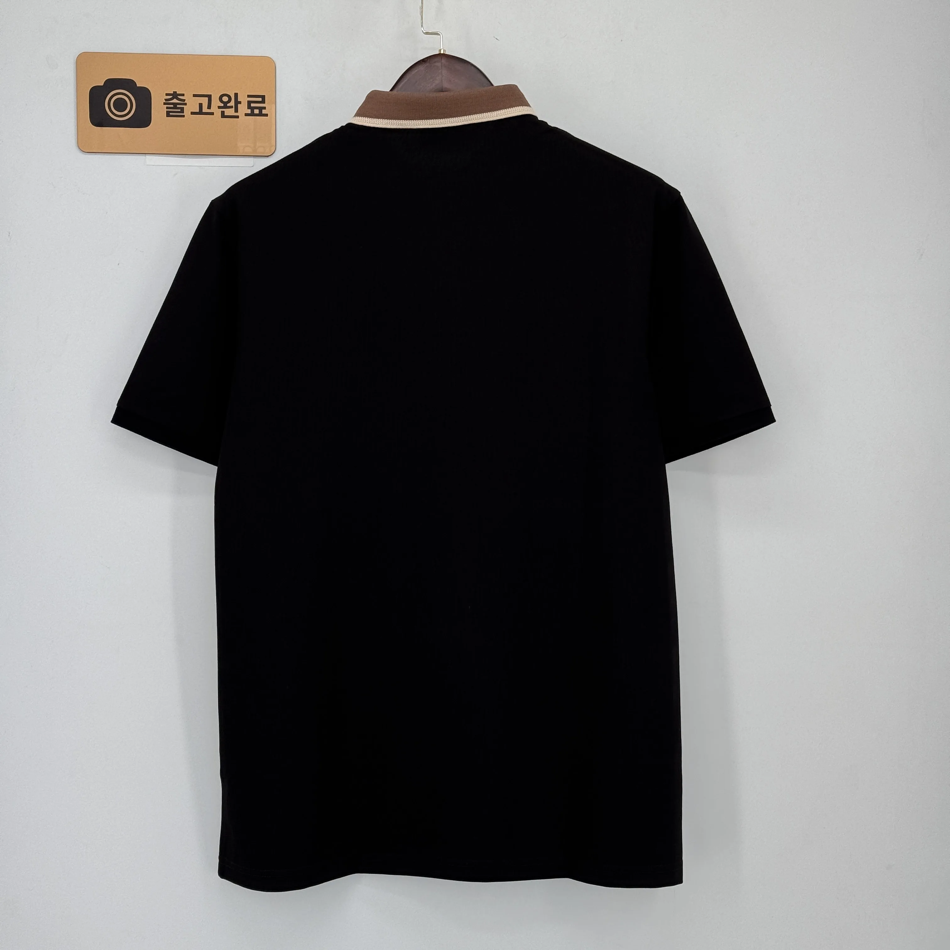 버버리 폴로티 검수사진 2