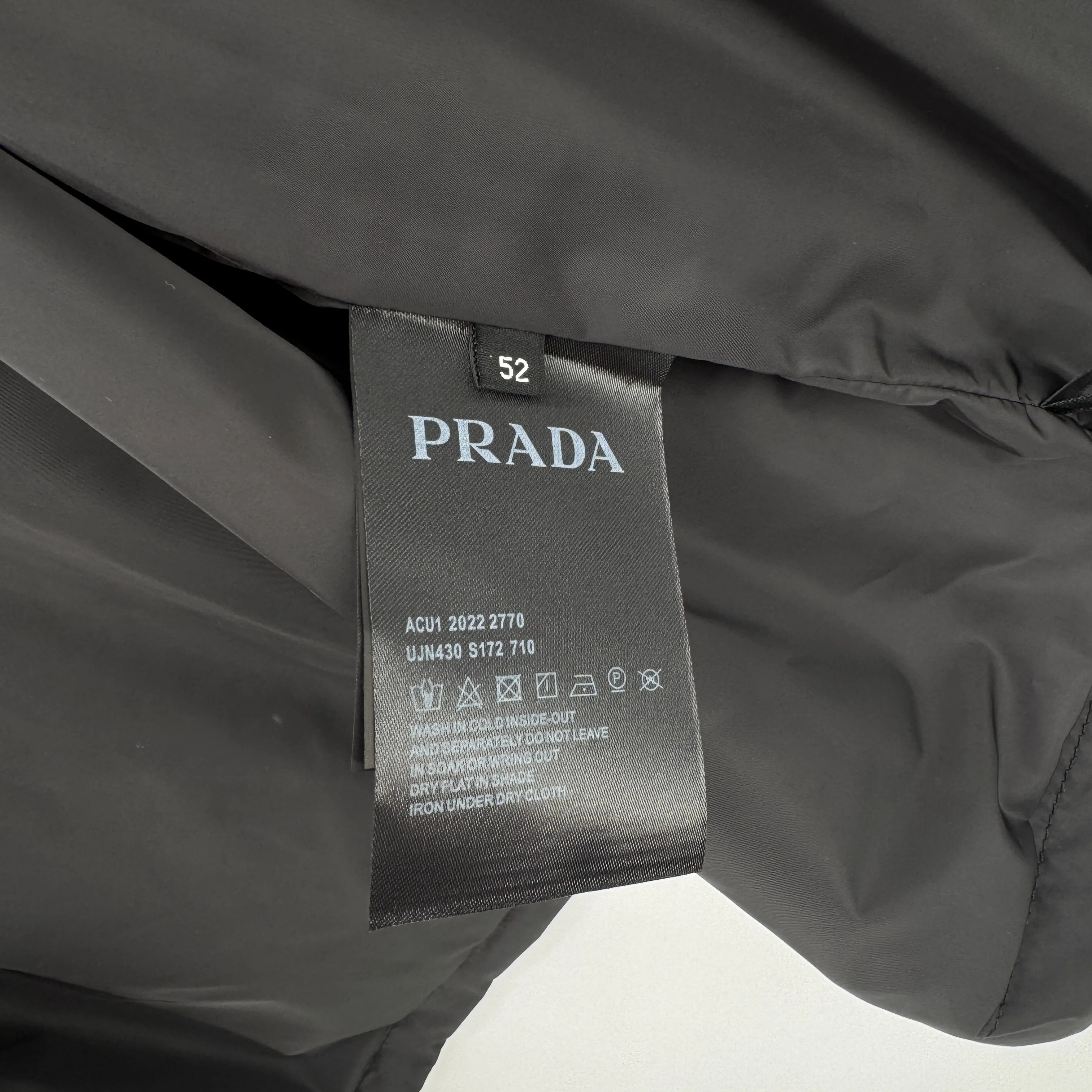 프라다 자켓 검수사진 2