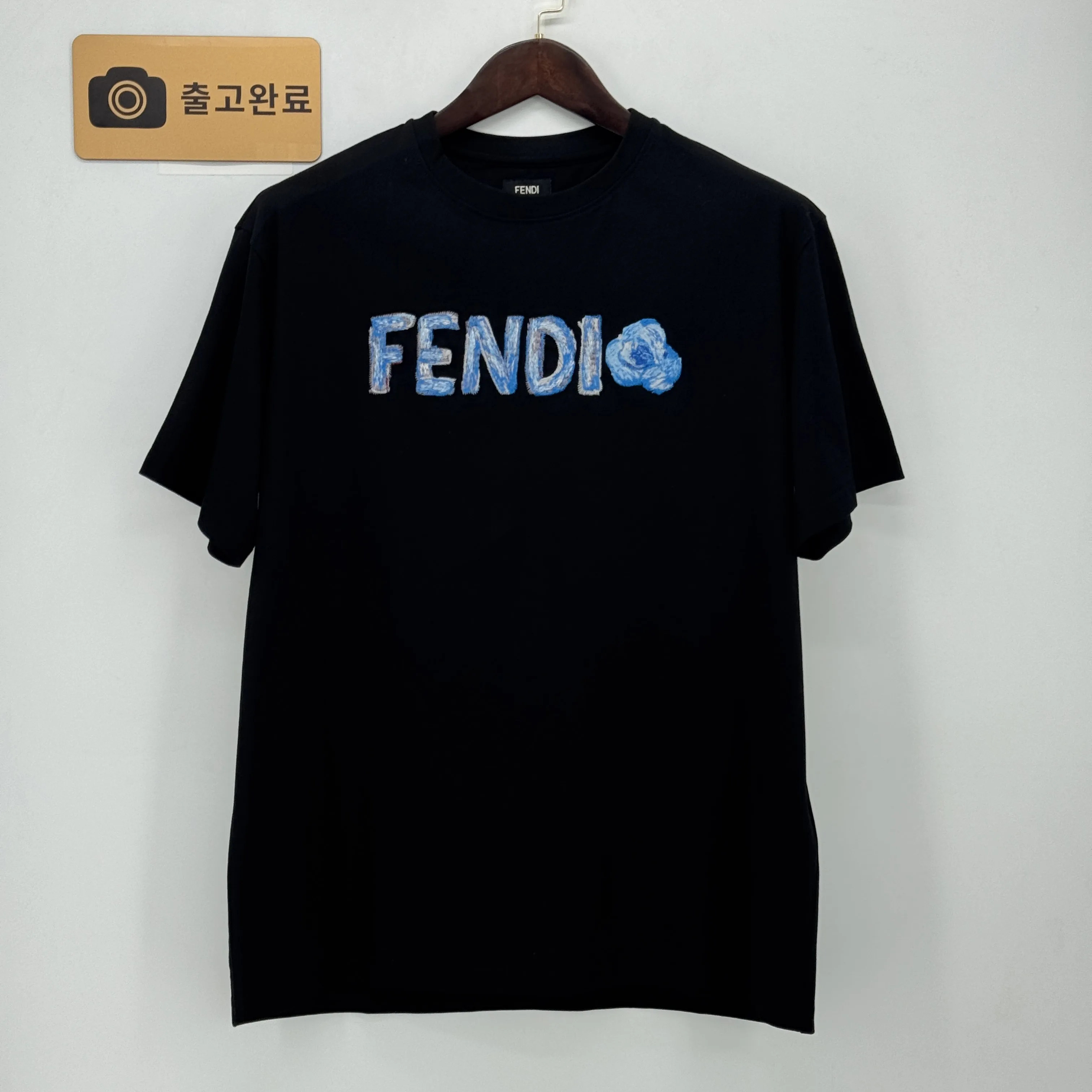 펜디 반팔 검수사진 1