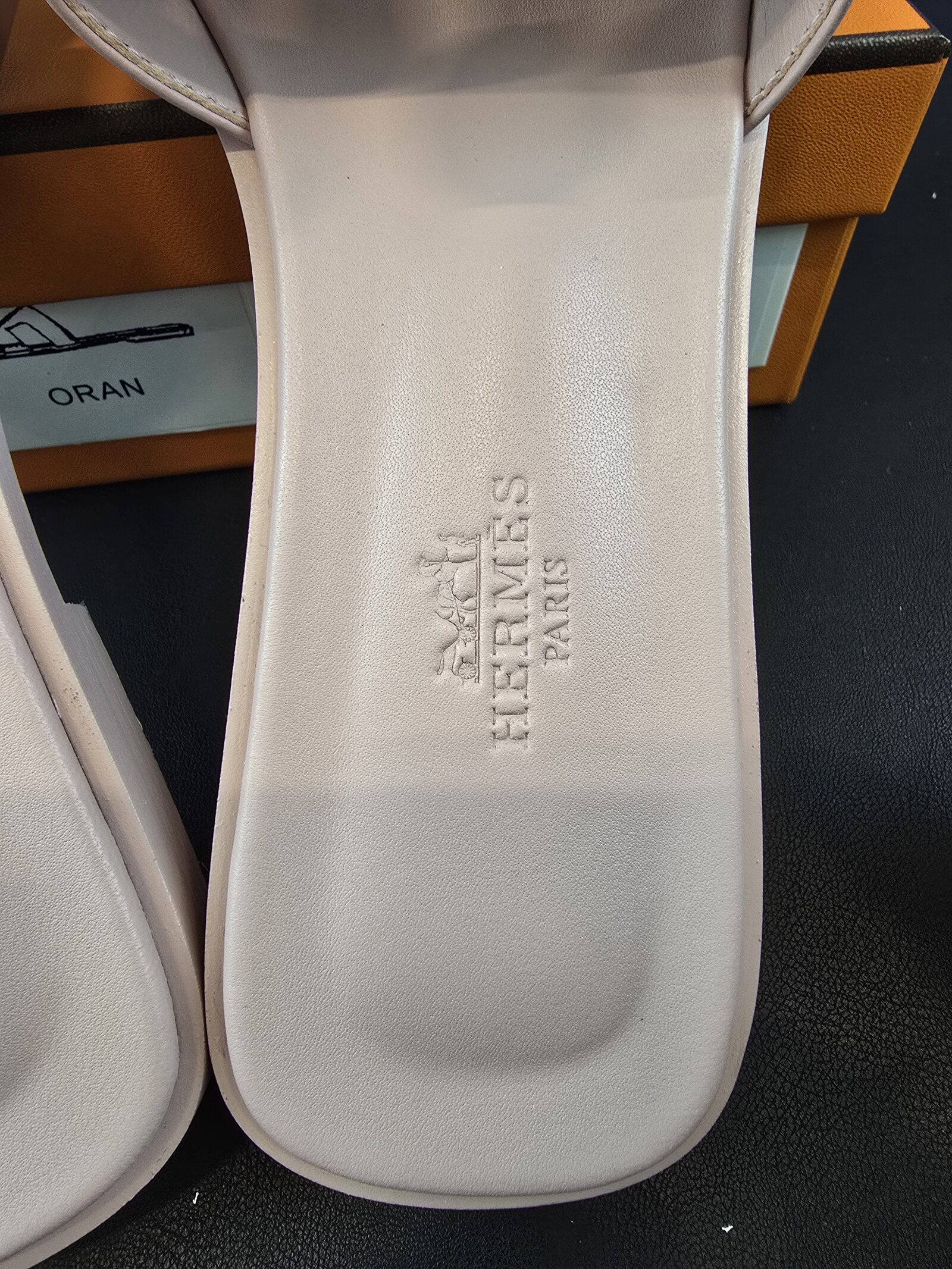 에르메스 오란 램스킨 슬리퍼 117559 검수사진 7