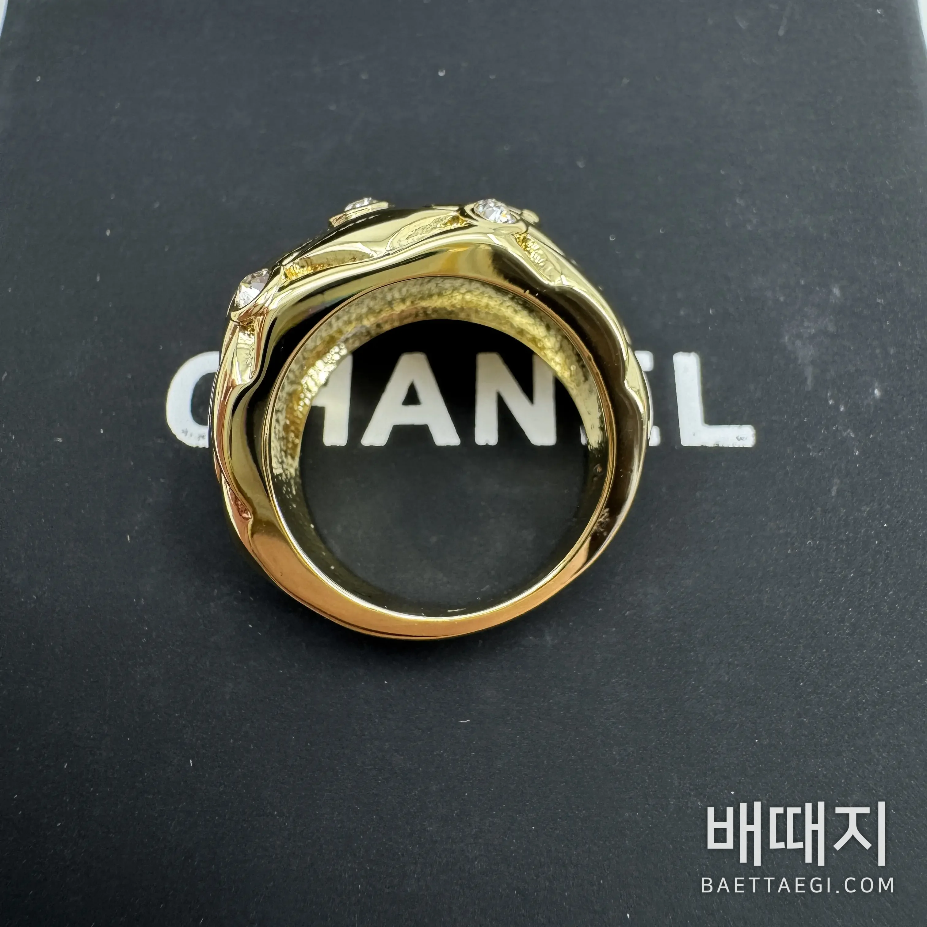 샤넬 다이아몬드 패턴 더블 C 골드 반지 179628 검수사진 6