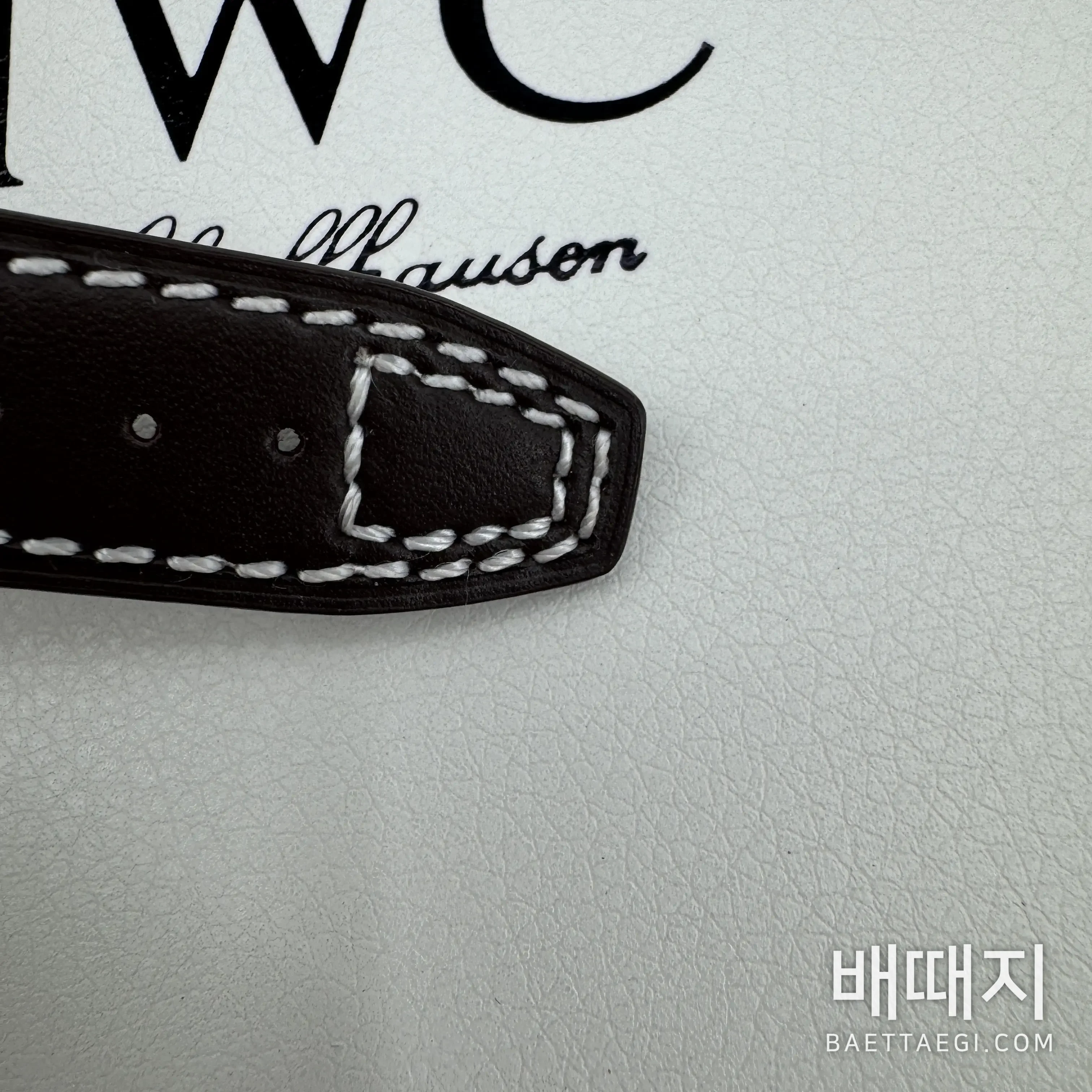 IWC 파일럿 마크 XVIII 티타늄 시계 IW327006 42502 검수사진 6
