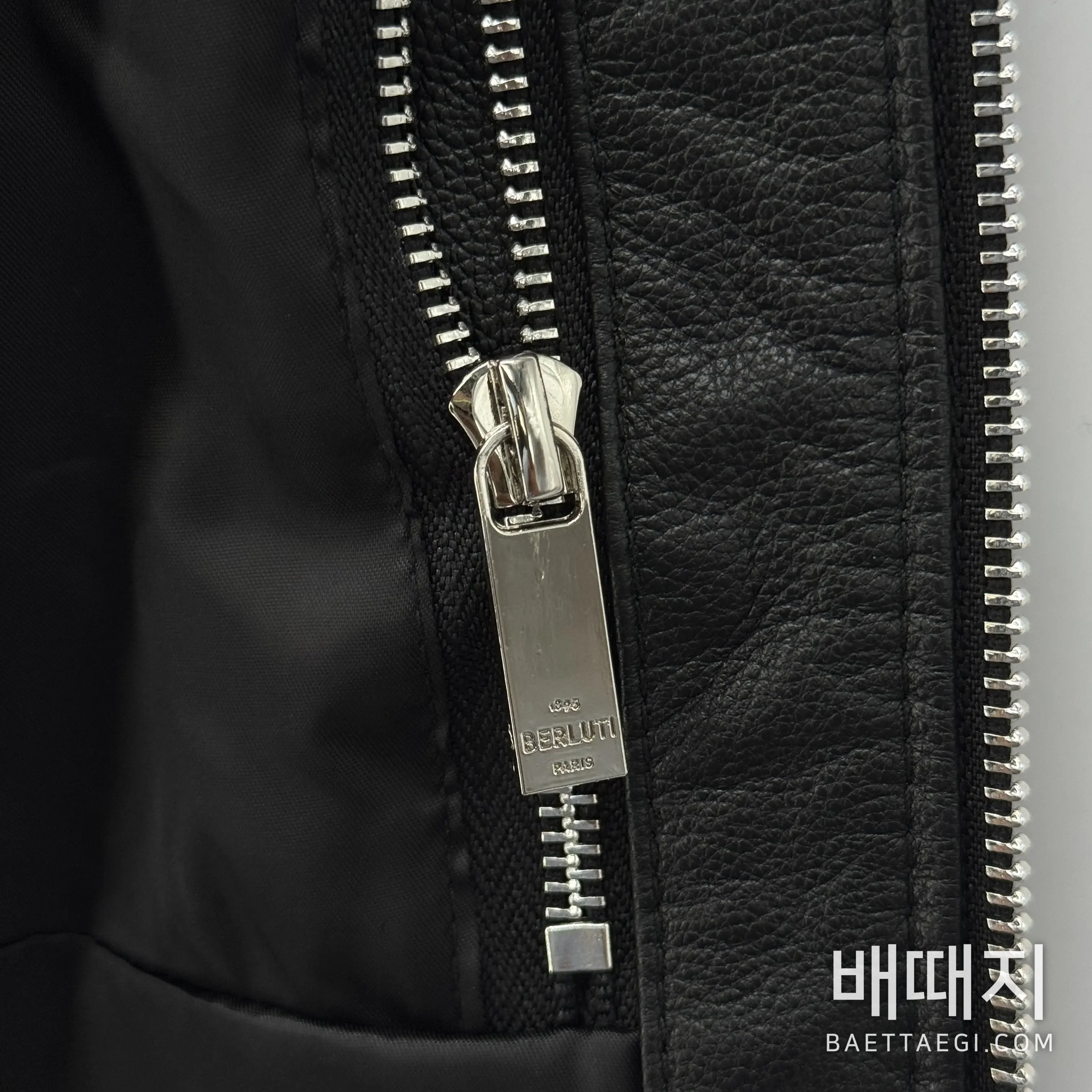 벨루티 후드 양가죽 재킷 검수사진 7