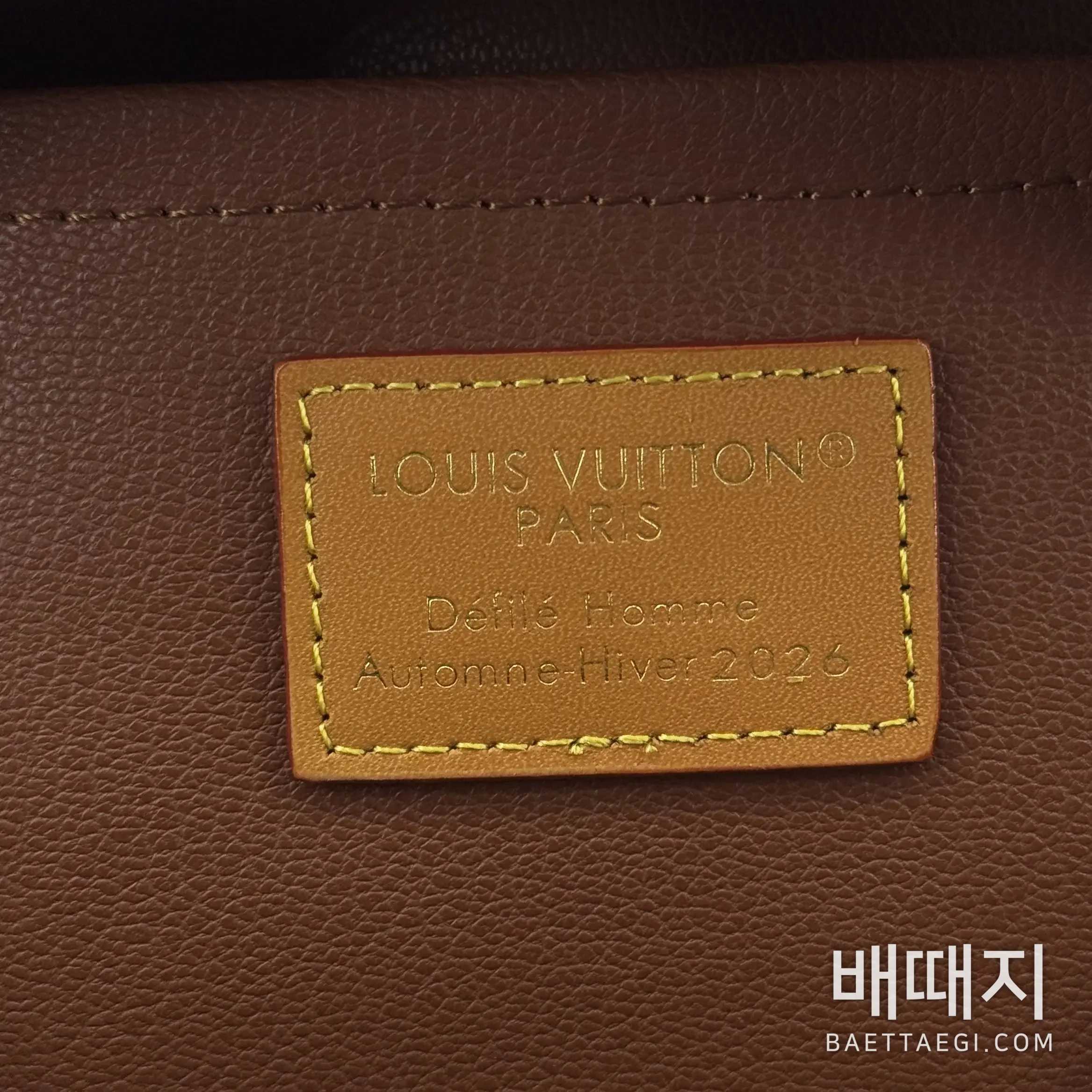 루이비통 락커 돕 키트 카고 가방 M2A501 검수사진 8