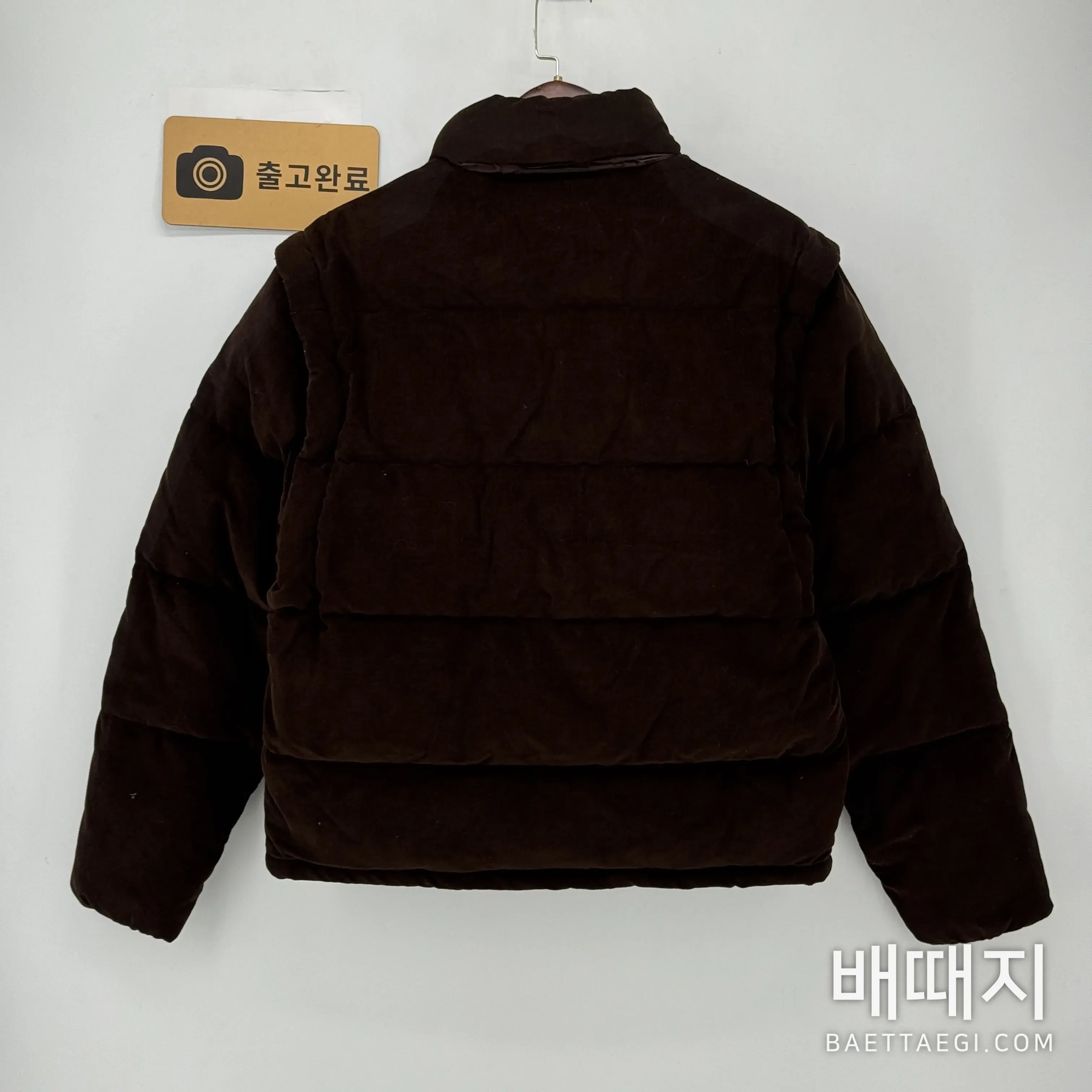 프라다 트라이앵글 로고 남성 다운 패딩 206525 검수사진 7