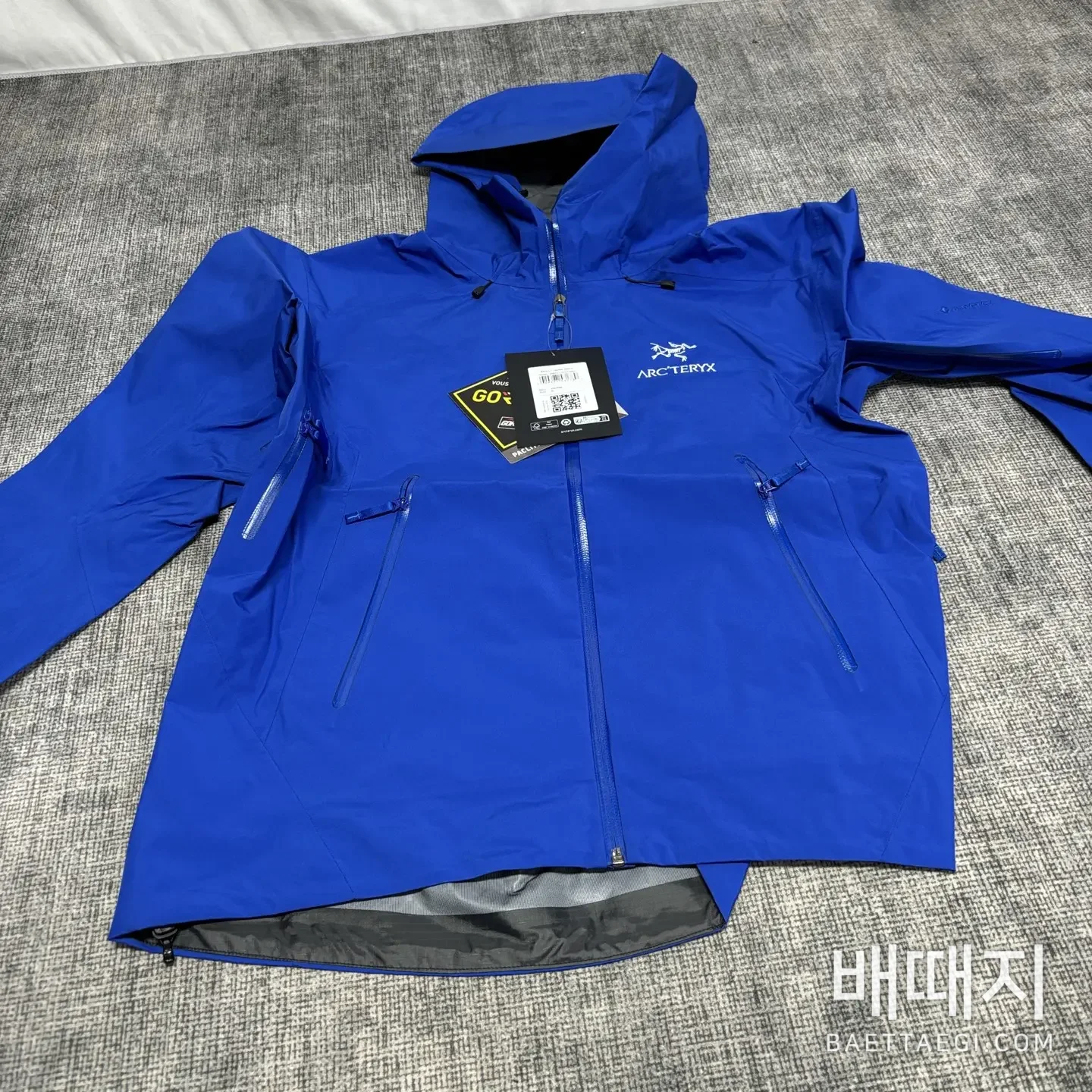 아크테릭스 [TZ] 베타 LT 자켓 로열 블루 200125 Arc'teryx Beta LT Jacket Royal Blue 검수사진 1