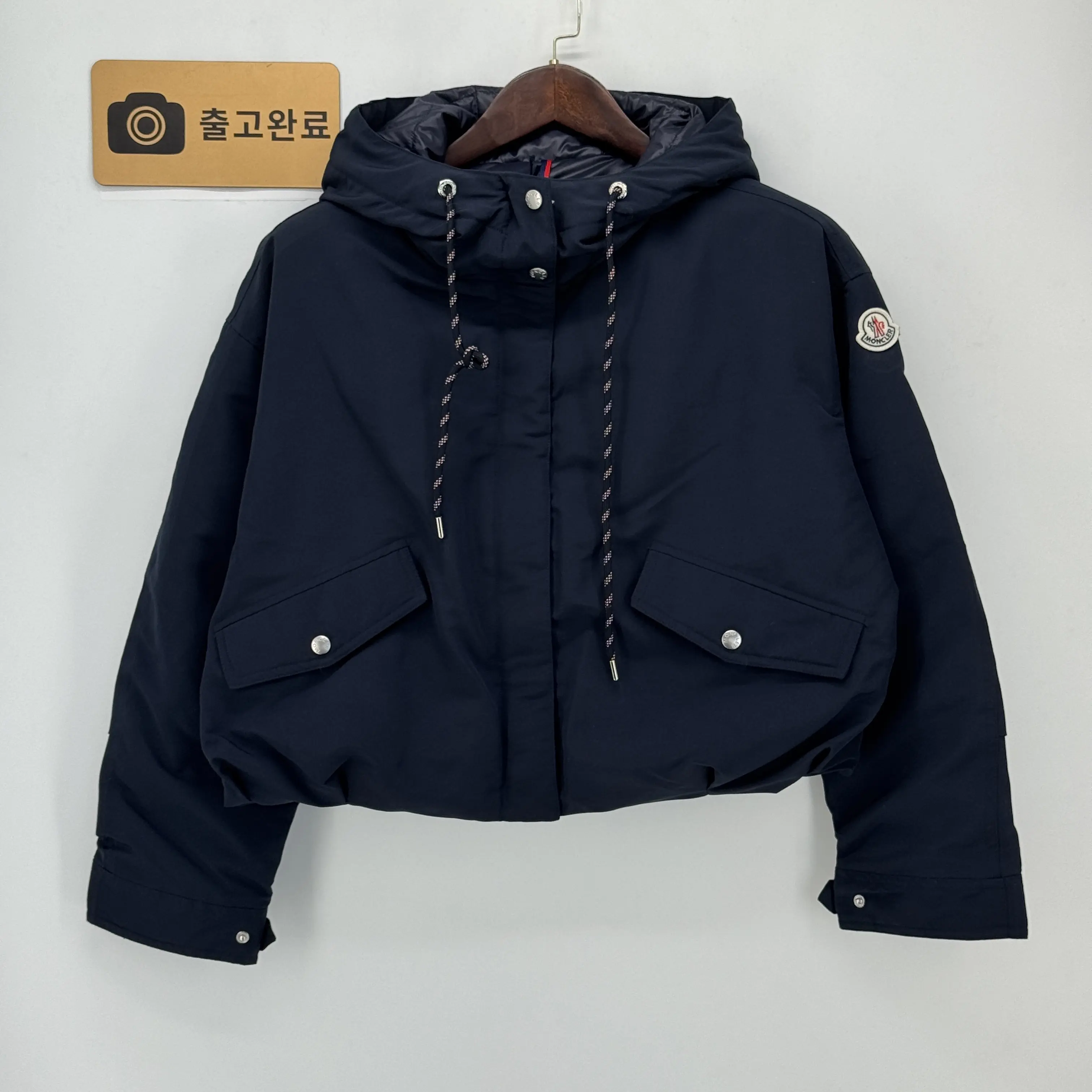 몽클레르 유칼립투스 후드 쇼트 다운 자켓 156312 검수사진 1