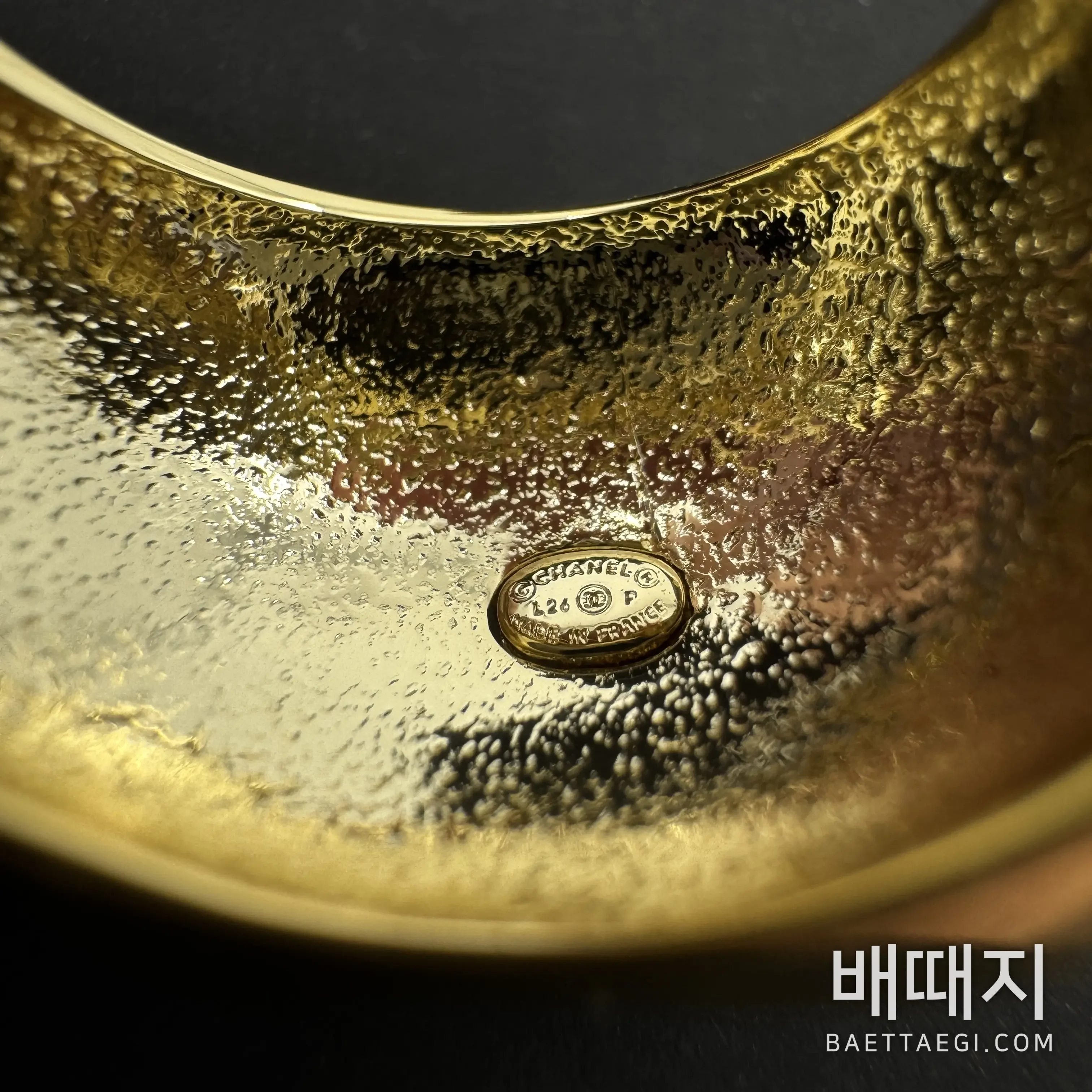 샤넬 다이아몬드 패턴 더블 C 골드 반지 179628 검수사진 7