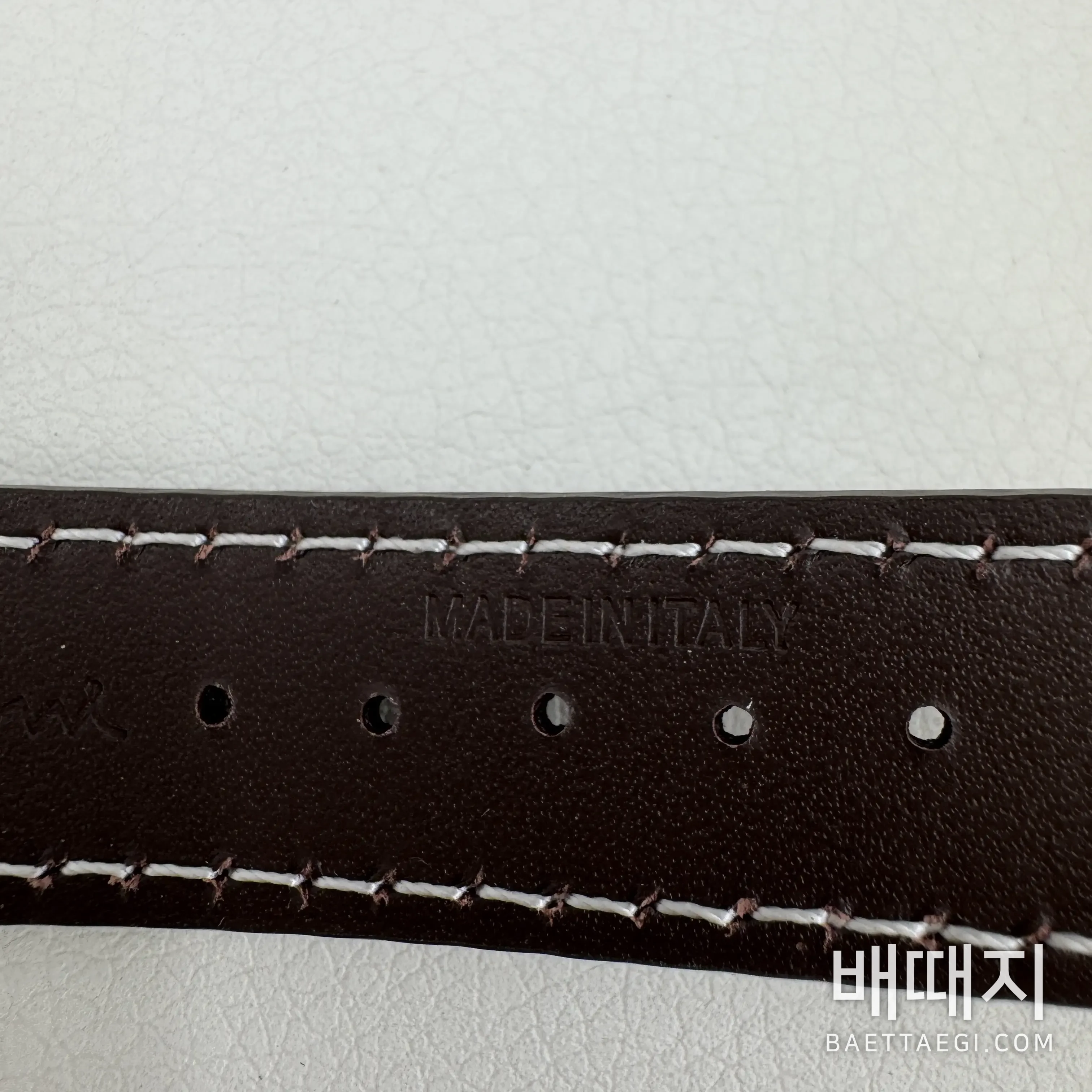 IWC 파일럿 마크 XVIII 티타늄 시계 IW327006 42502 검수사진 8