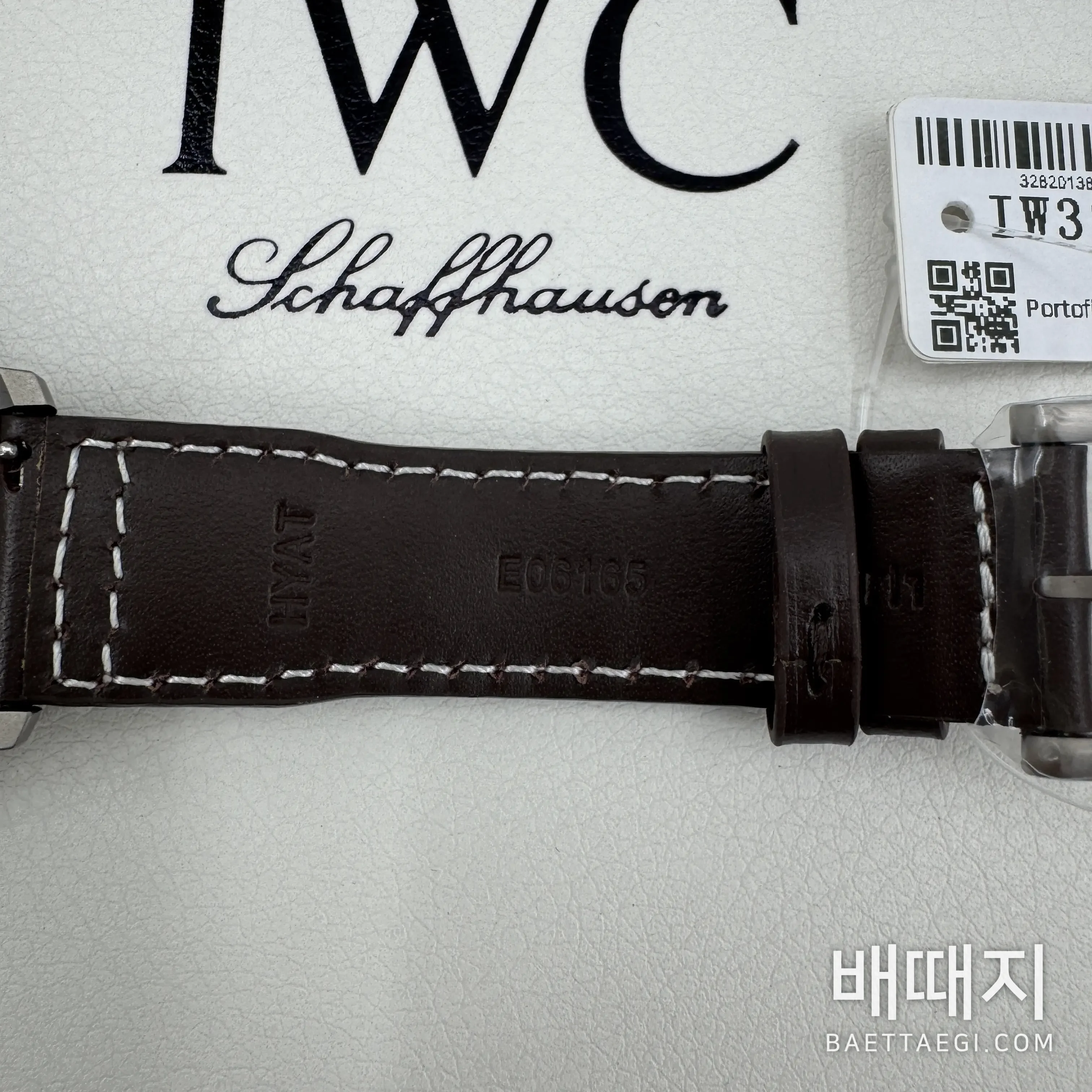 IWC 파일럿 마크 XVIII 티타늄 시계 IW327006 42502 검수사진 2