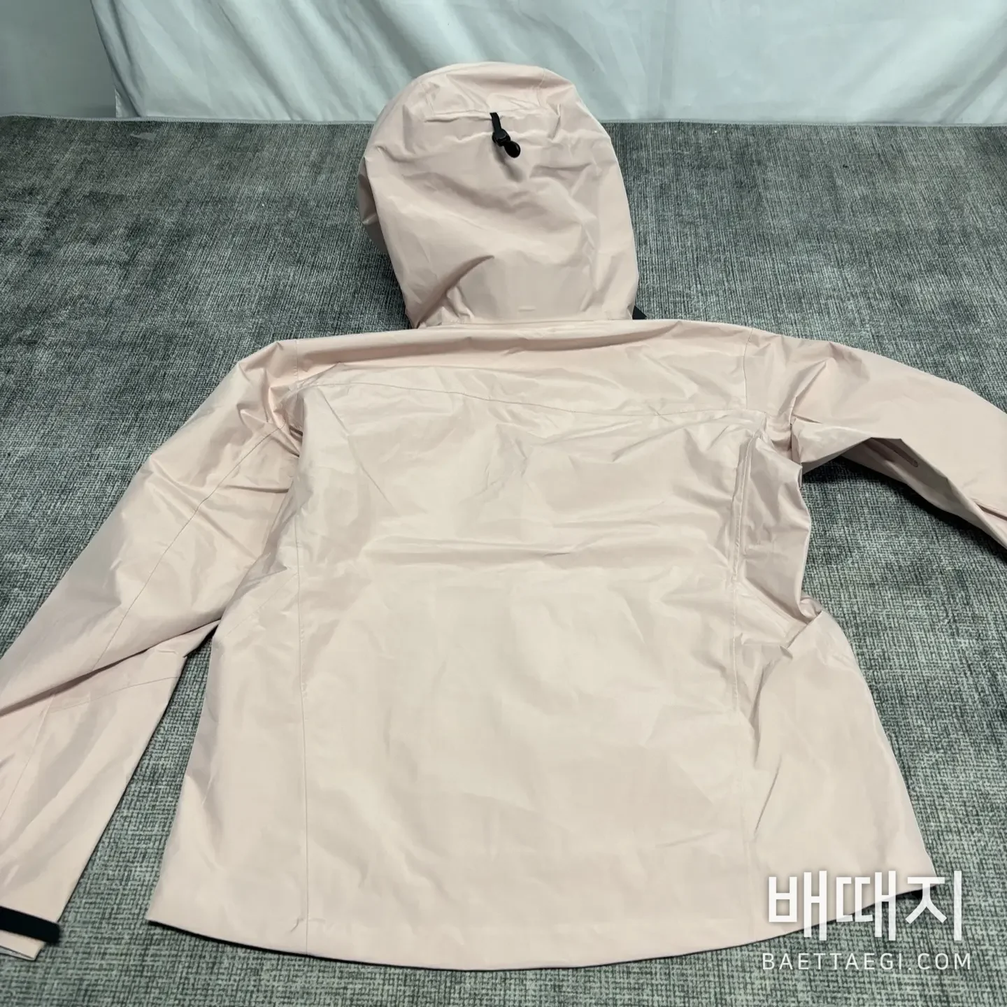아크테릭스 [TZ] 베타 LT 자켓 핑크 200142 Arc'teryx Beta LT Jacket Lucky Fans 검수사진 6