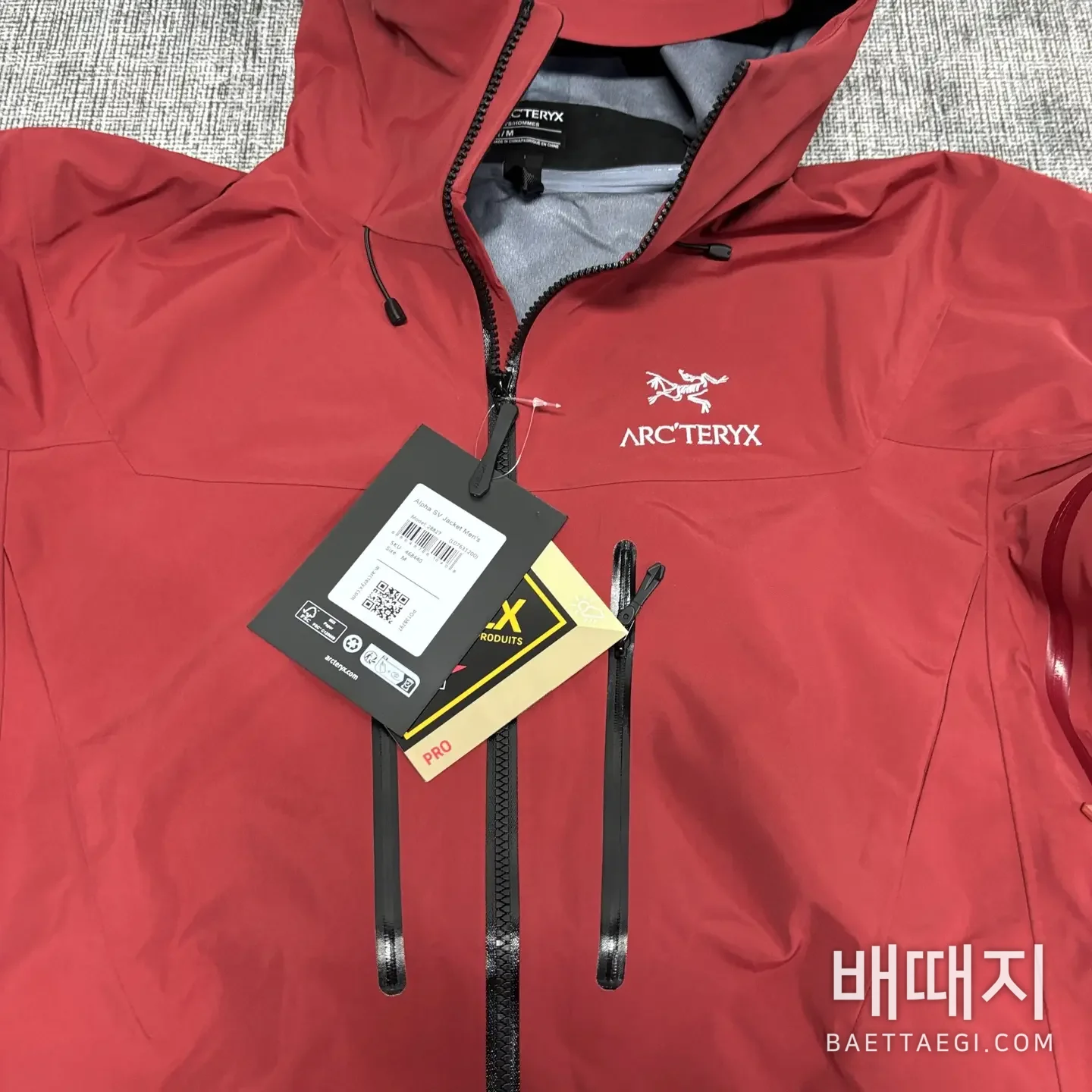 아크테릭스 [TZ] 알파 SV 자켓 7세대 보르도 레드 200143 Arc'teryx Alpha SV Jacket 7 Podol Red 검수사진 5