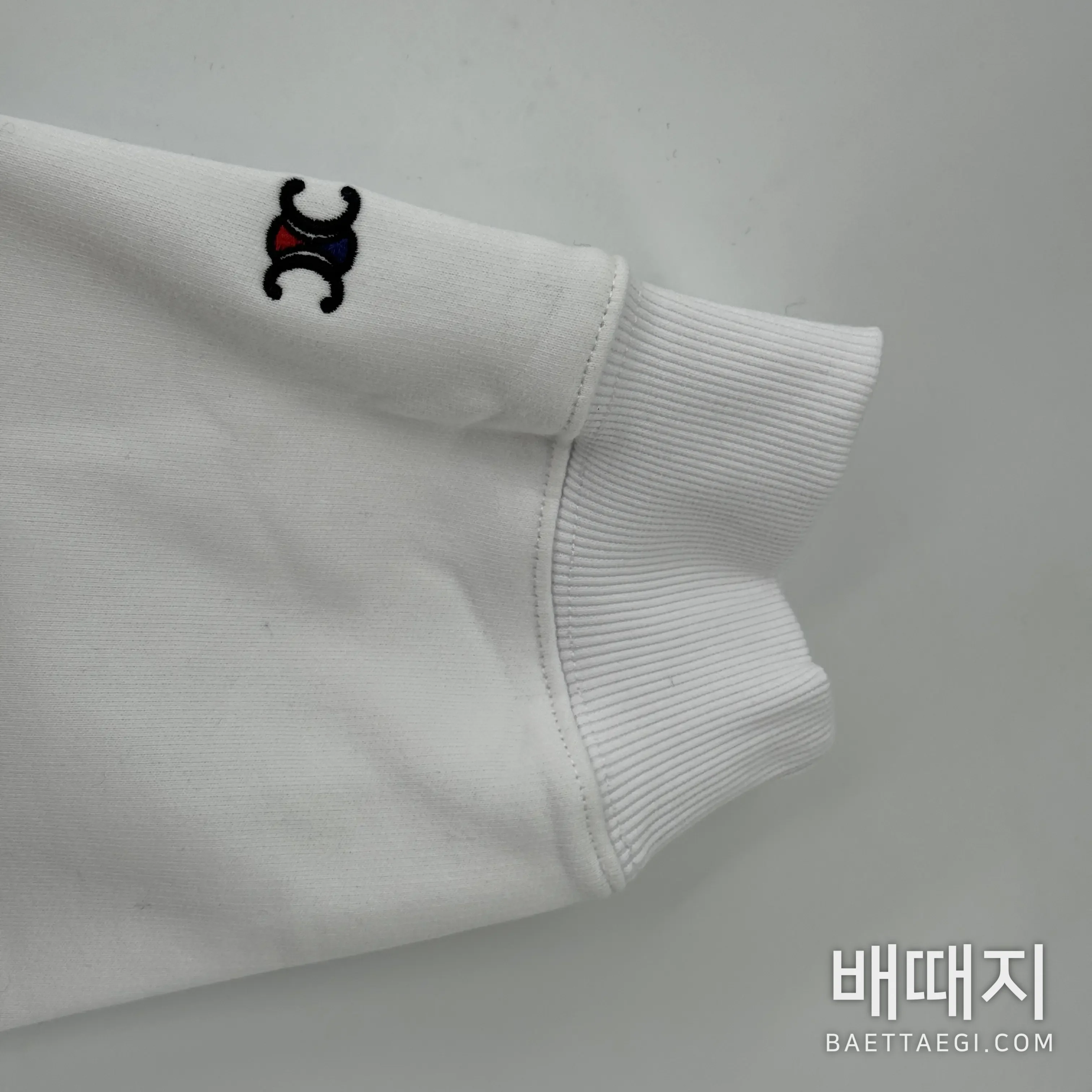 셀린느 로고 프린트 남성 긴팔 스웨트셔츠 182179 검수사진 4