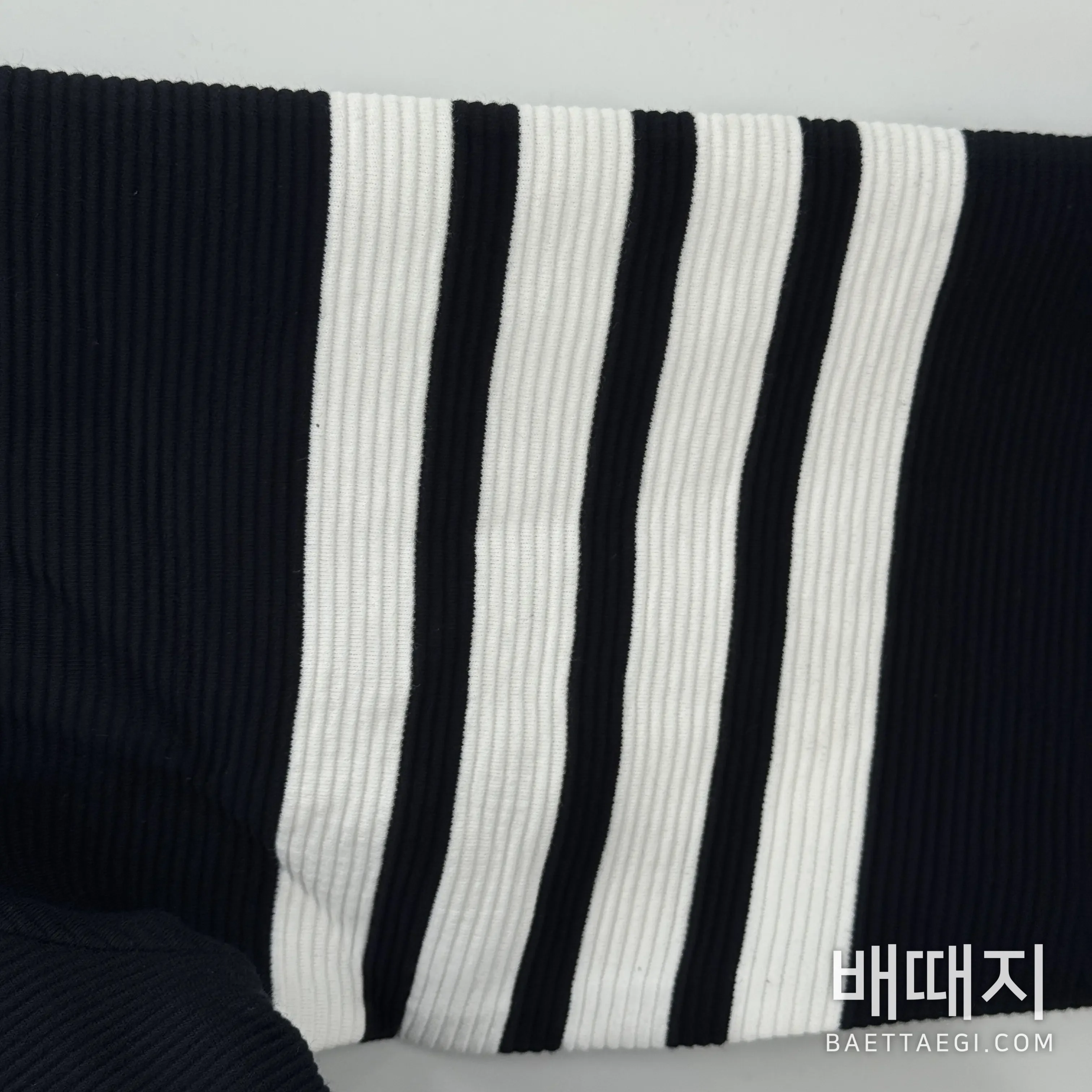 톰브라운 리브 스트레이트 립 남성 긴팔 티셔츠 46528 검수사진 7