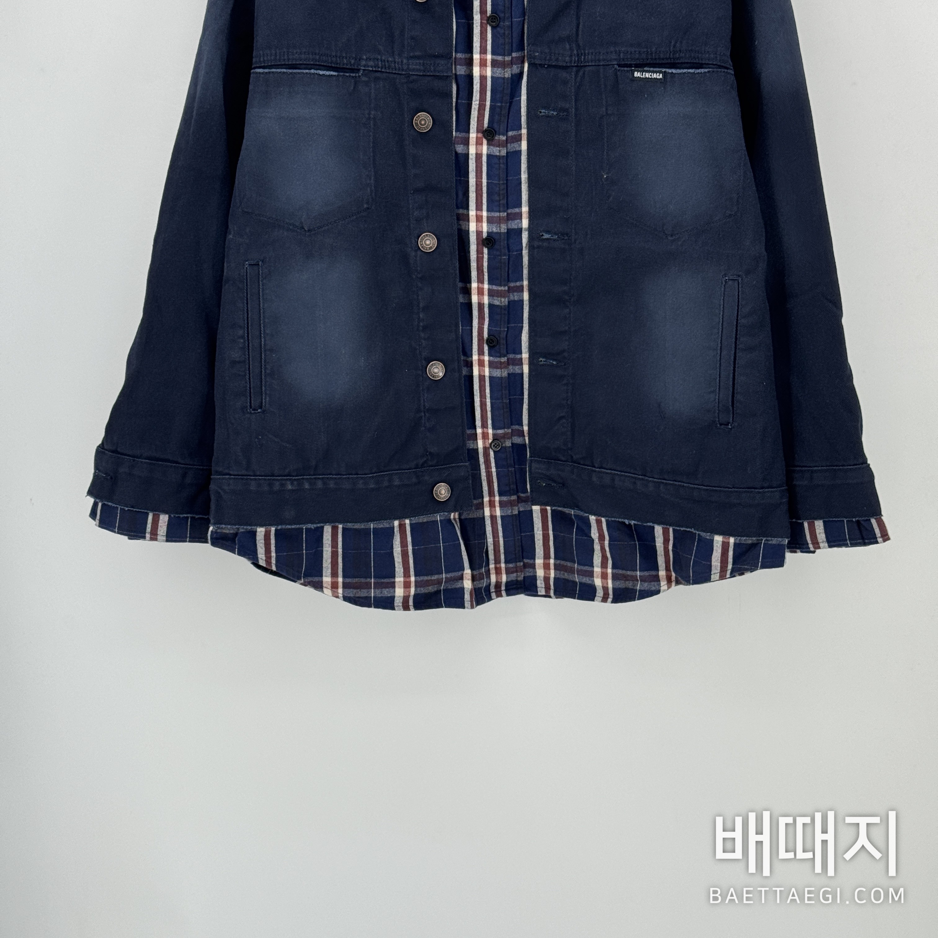 발렌시아가 체크 패턴 패치워크 데님 자켓 196777 검수사진 10