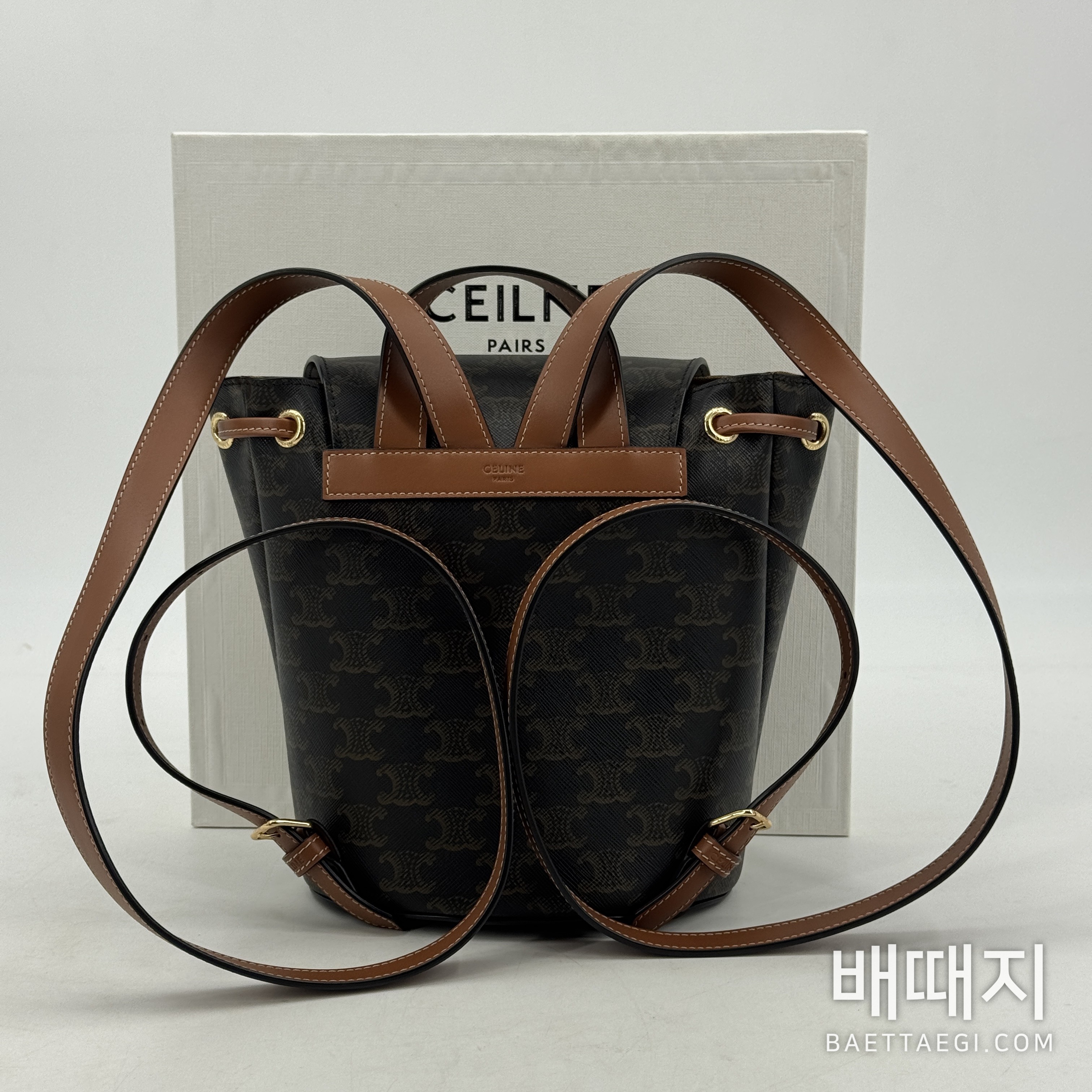 셀린느 트리오페 캔버스 보니 백팩 검수사진 2
