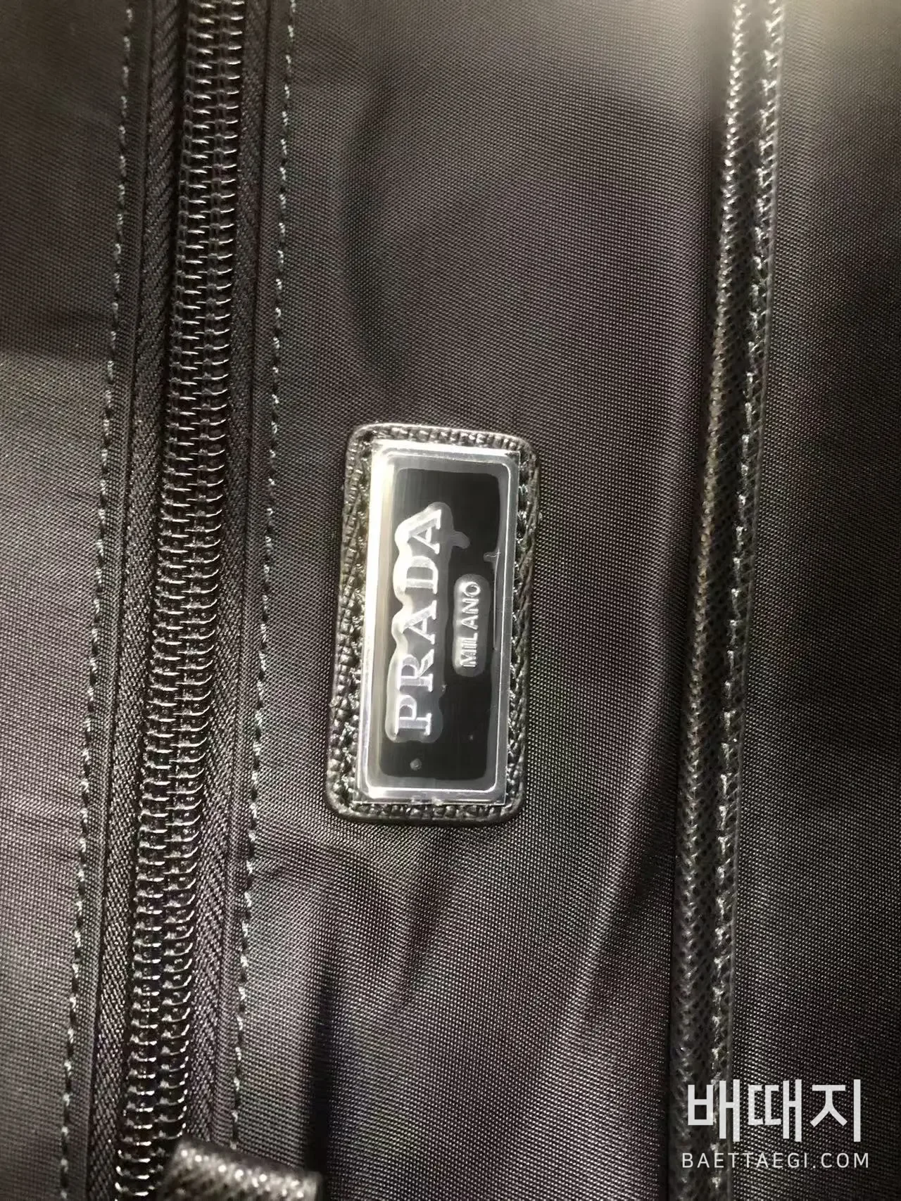 프라다 사피아노 가죽 백팩 2VZ048 검수사진 9