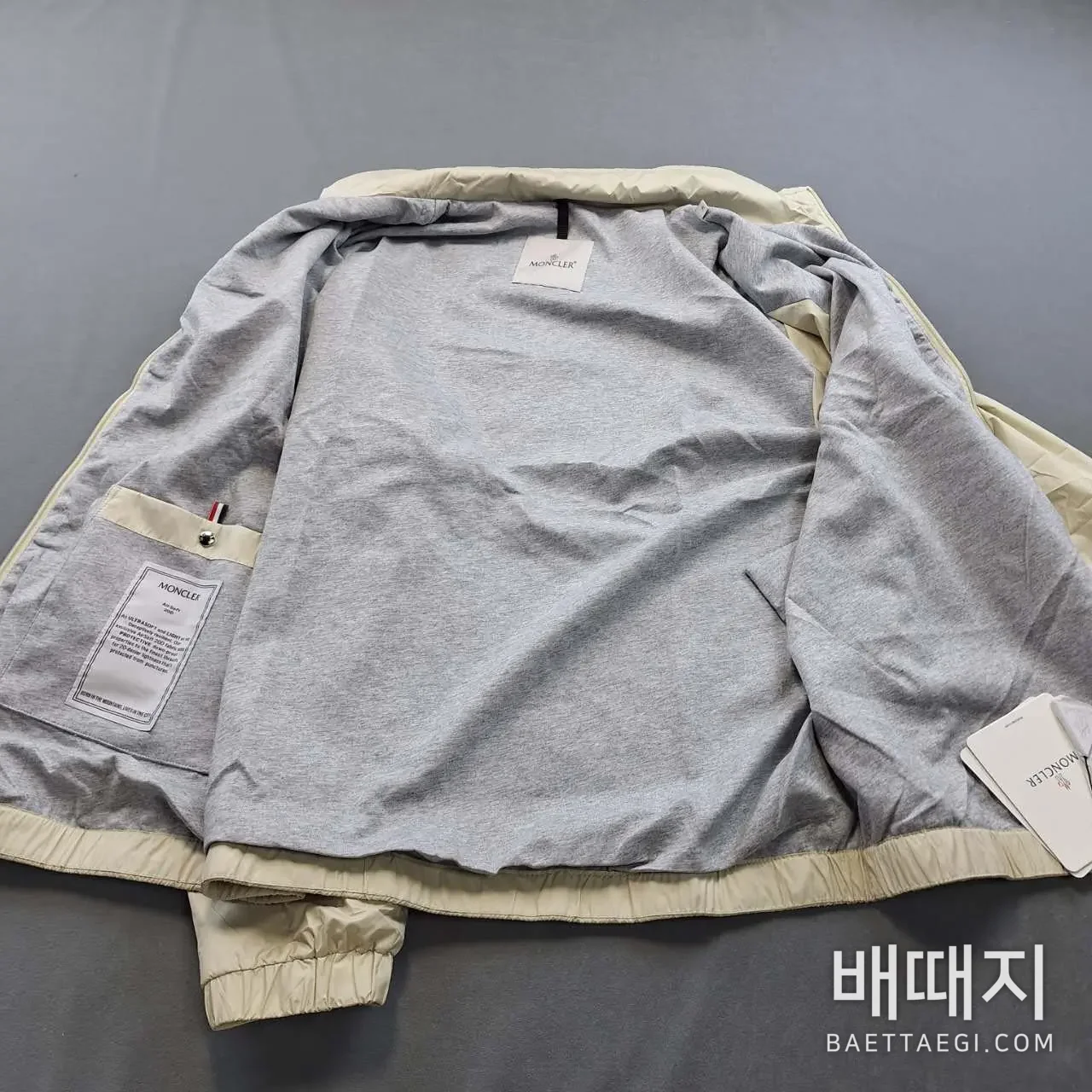 몽클레르 스탠드 카라 코튼 자켓 159880 검수사진 7