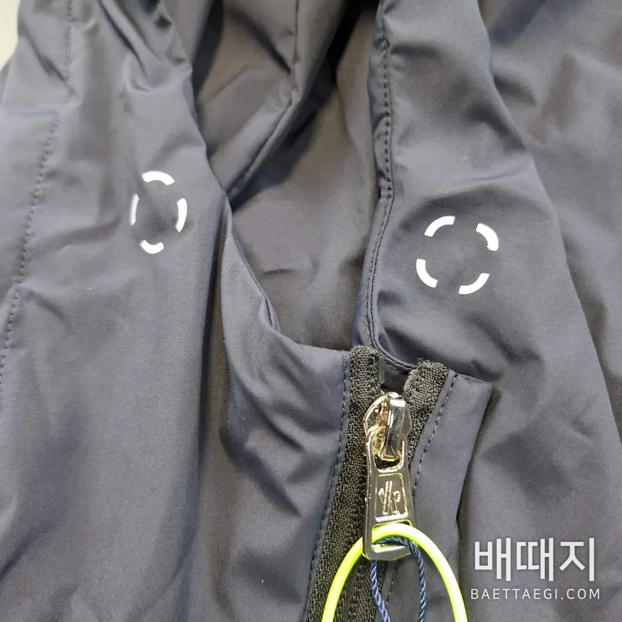몽클레르 남성 자켓 205227 검수사진 2