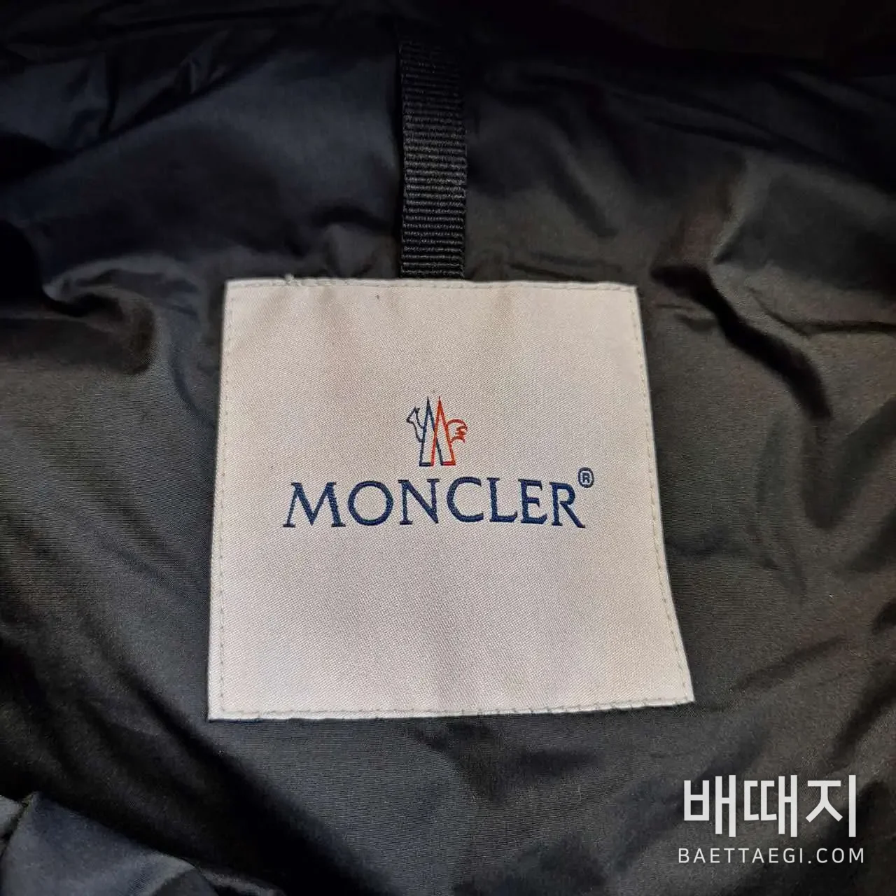 몽클레르 남성 화이트덕다운 패딩 198694 검수사진 4
