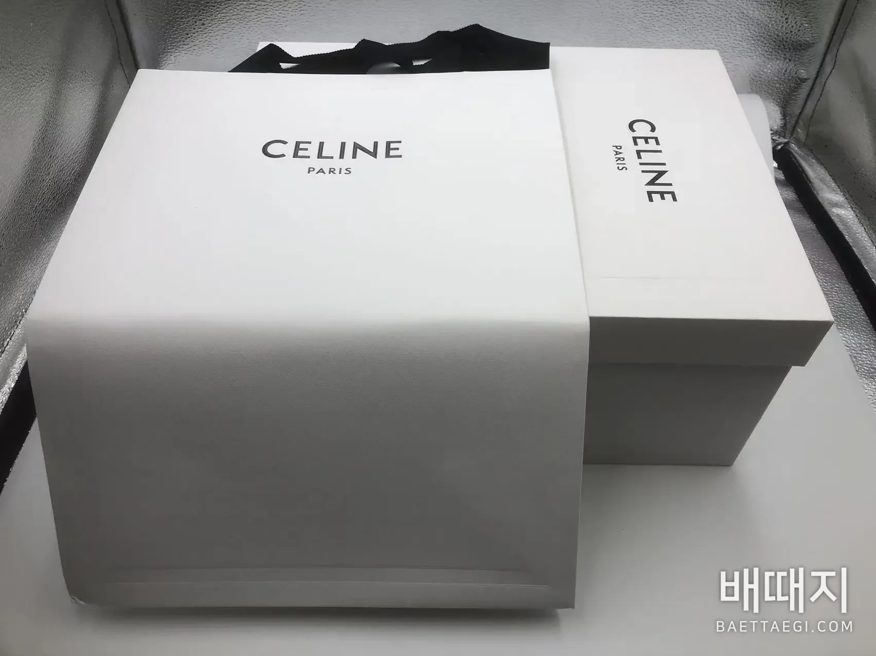 셀린느 베이징 라이프 미디엄 블랙 카프스킨 핸드백 115703 검수사진 3