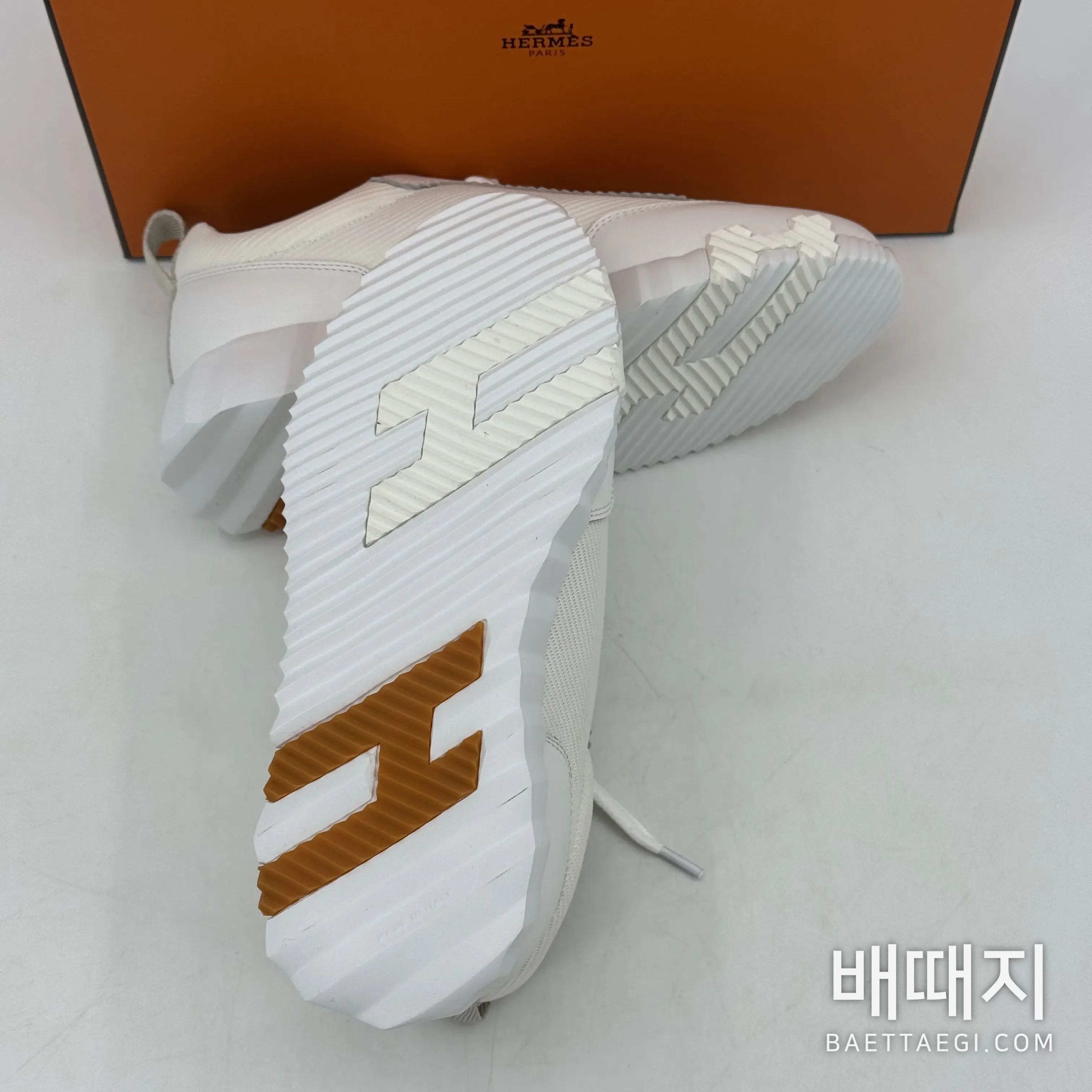 에르메스 바운싱 스니커즈 화이트 염소가죽 189206 검수사진 5