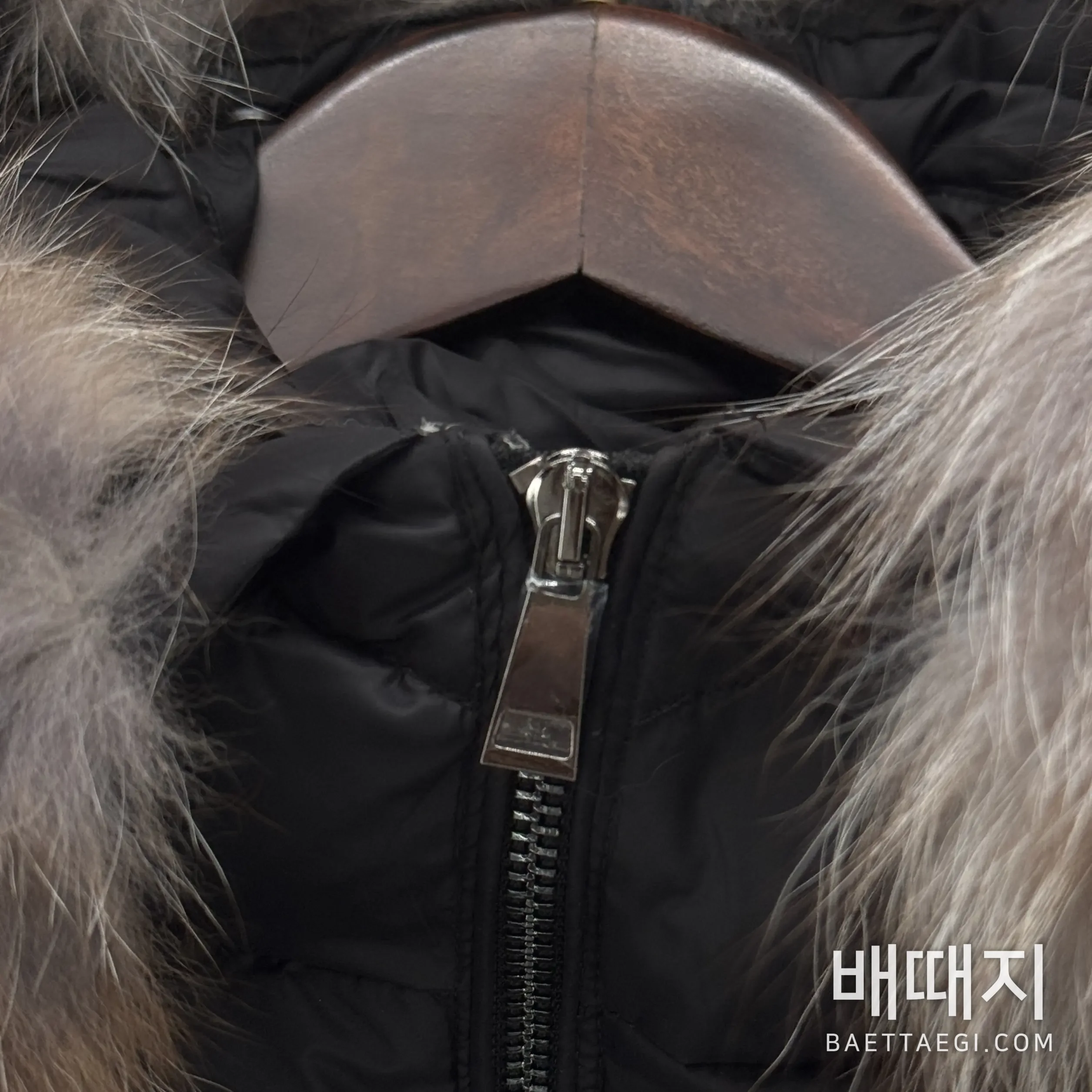 몽클레르 보에딕 여자 패딩 검수사진 4