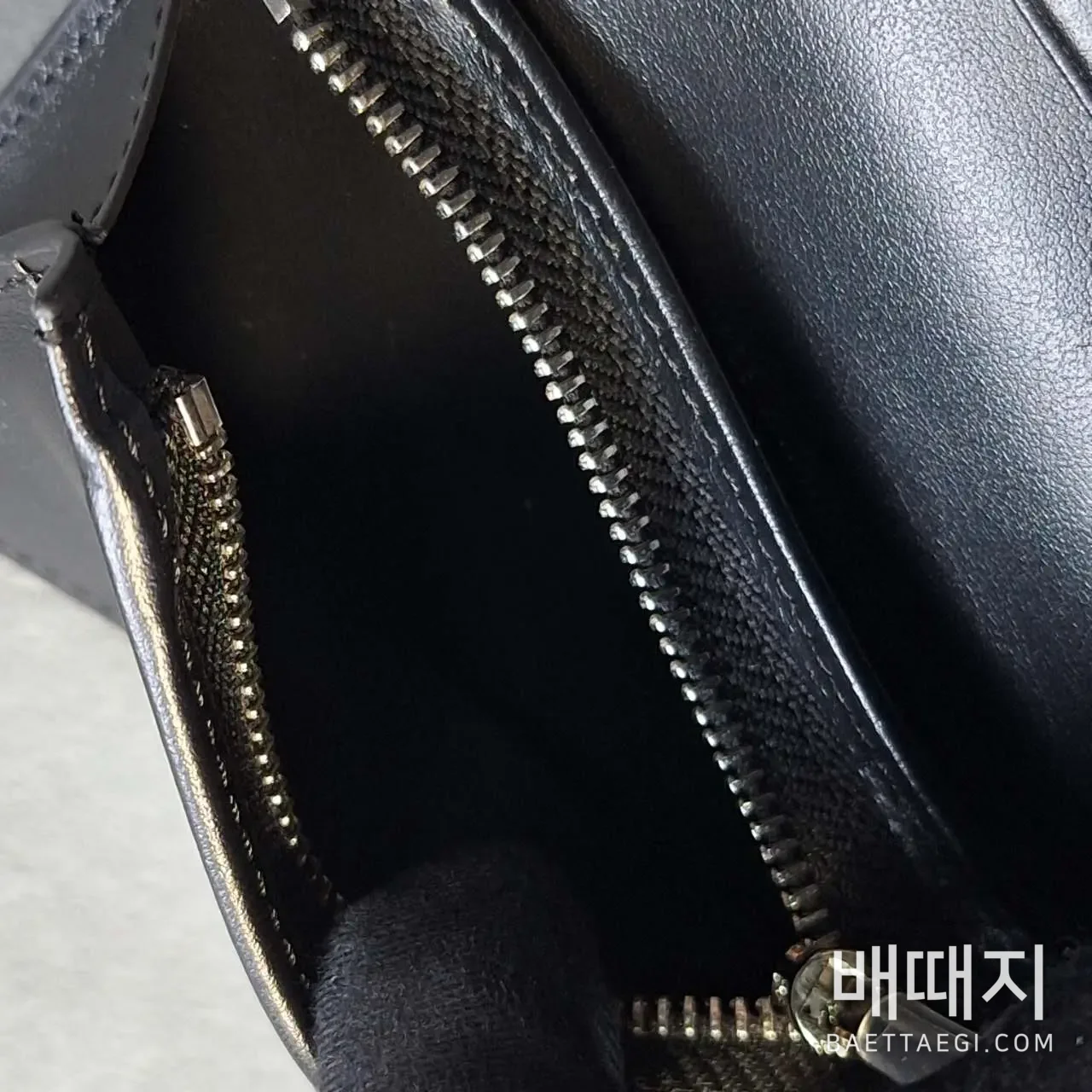 셀린느 지갑 22625 검수사진 8