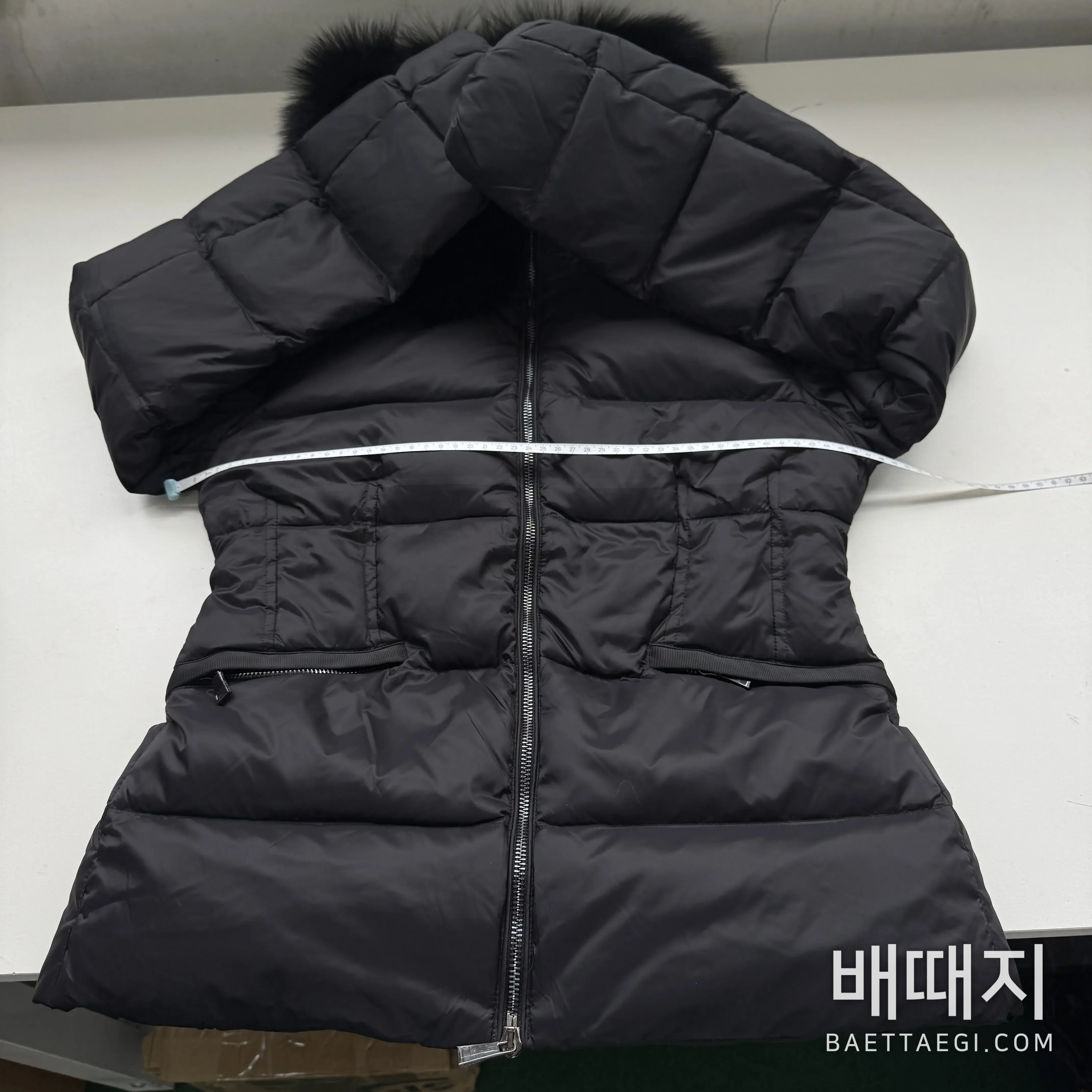 몽클레르 보에드 쇼트 다운 재킷 검수사진 3