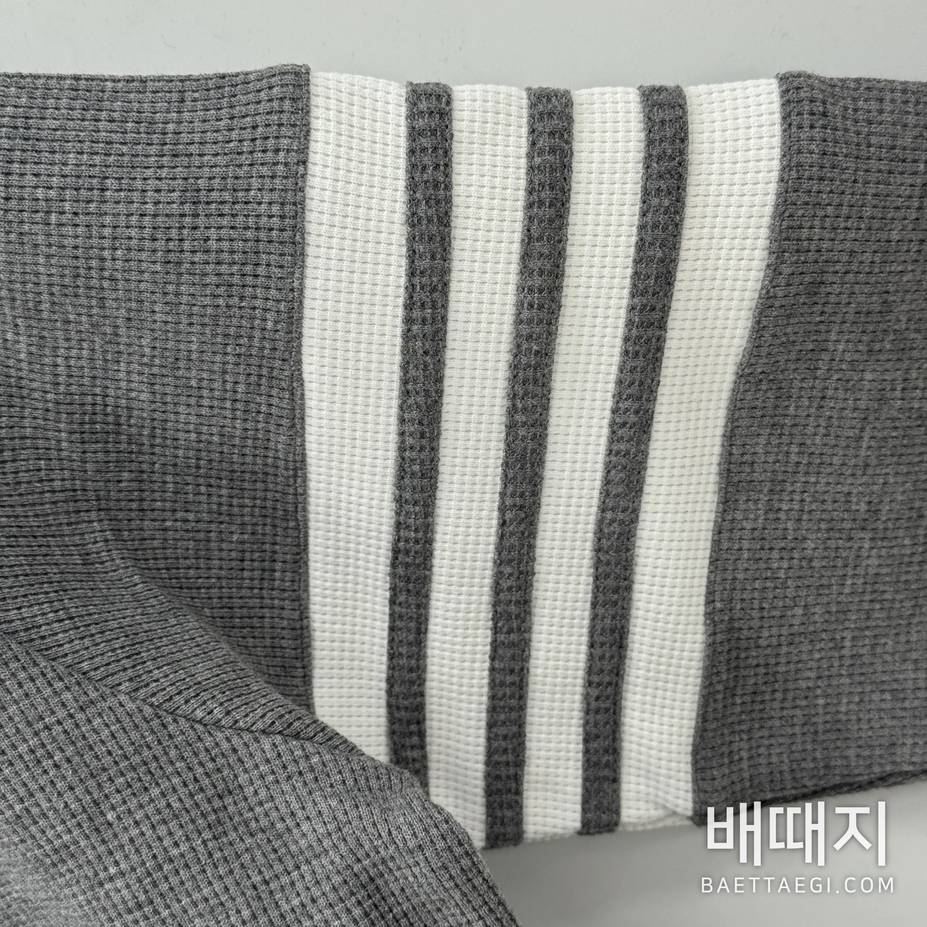 톰브라운 남성 와플 체인 후드 스웨트셔츠 139608 검수사진 5