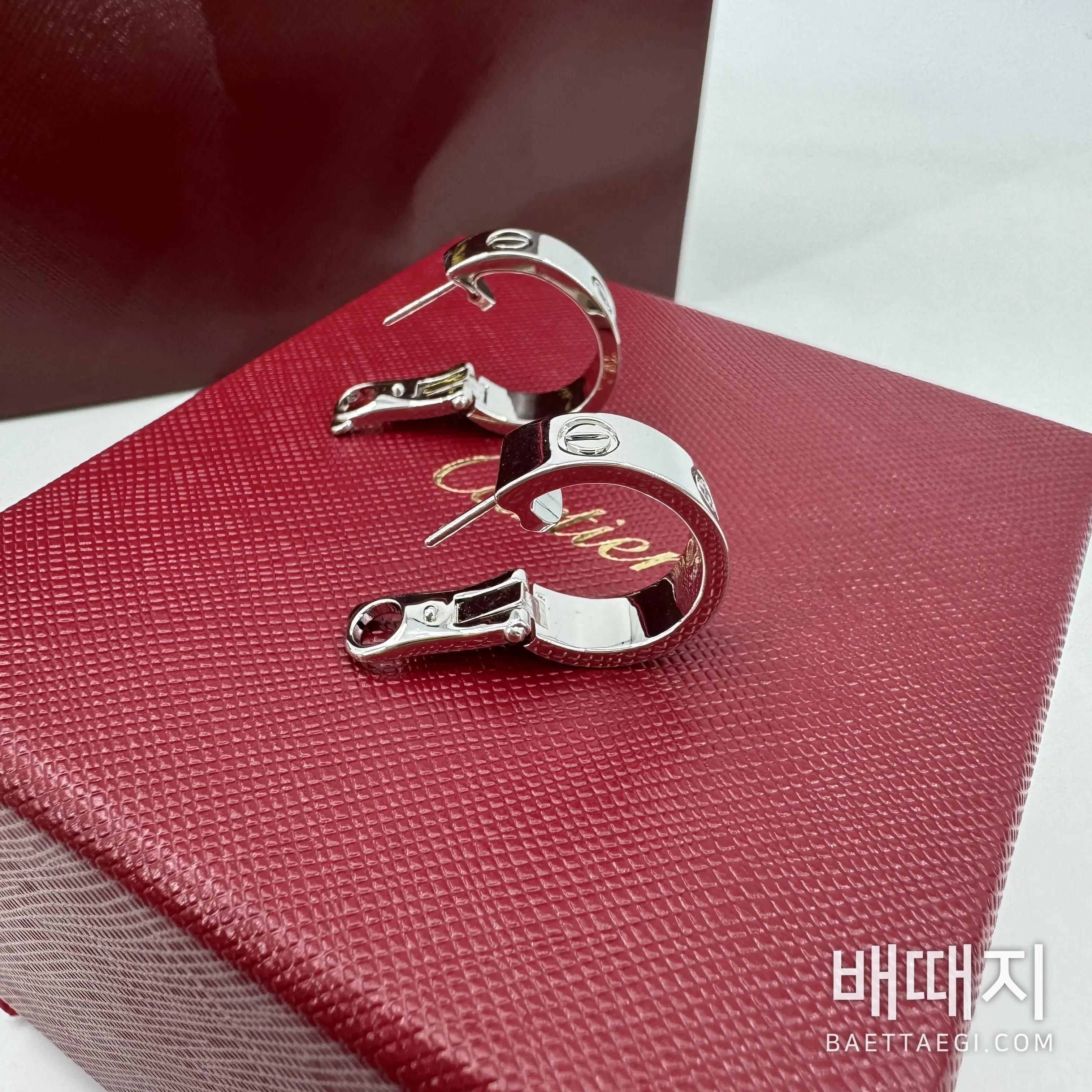까르띠에 러브 다이아몬드 나사 귀걸이 178367 검수사진 3