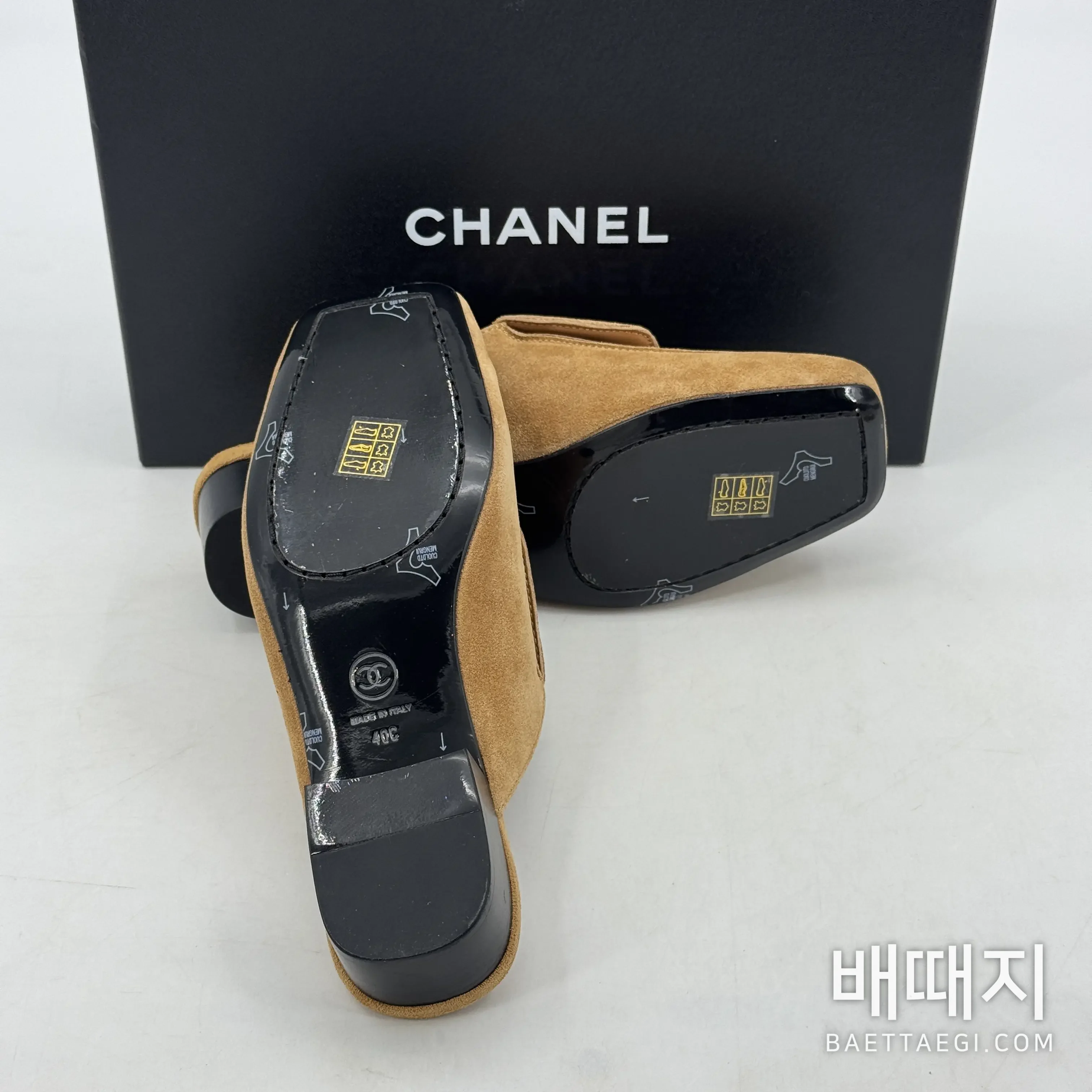 샤넬 26C 더블 C 버클 스퀘어 토 슬리퍼 98417 검수사진 4