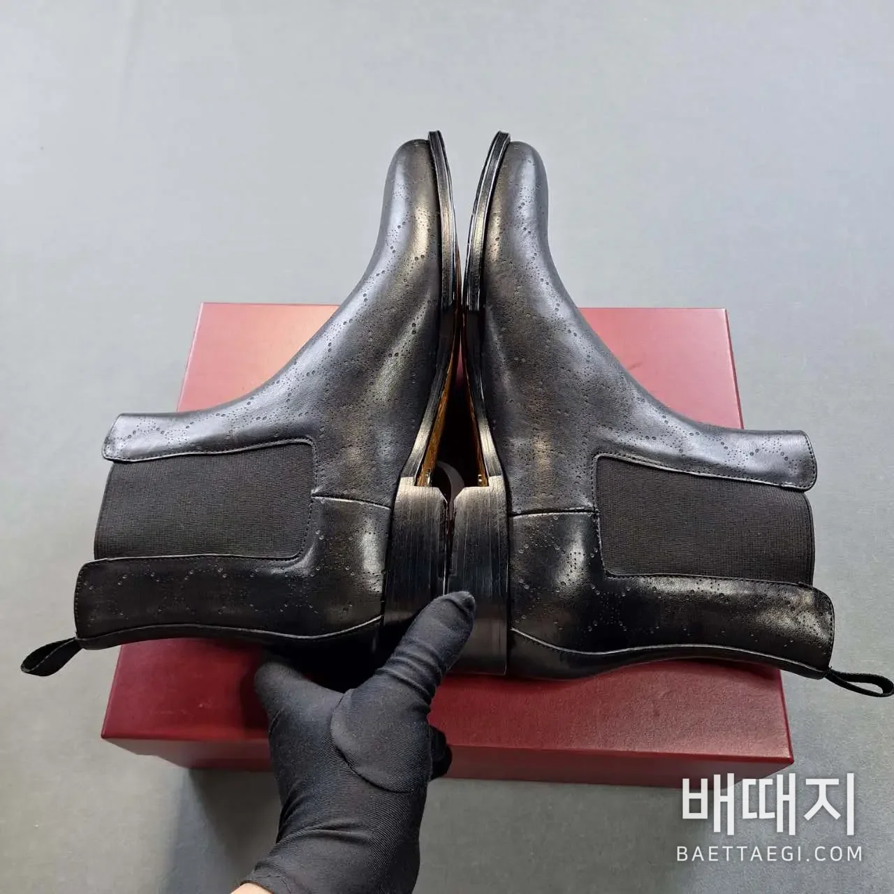구찌 부츠 남성 가죽 더블 G 펀칭 디테일 205494 검수사진 4