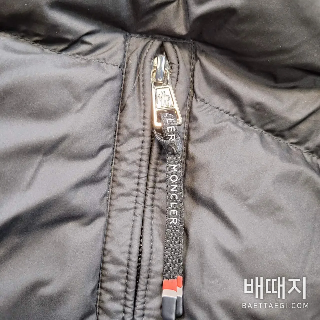 몽클레르 남성 화이트덕다운 패딩 198694 검수사진 6