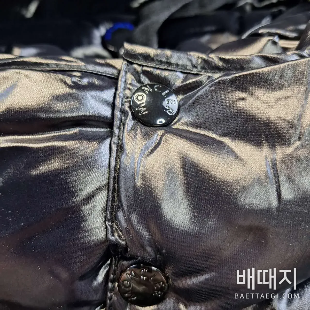 몽클레르 마야 남성 다운 패딩 점퍼 207358 검수사진 9