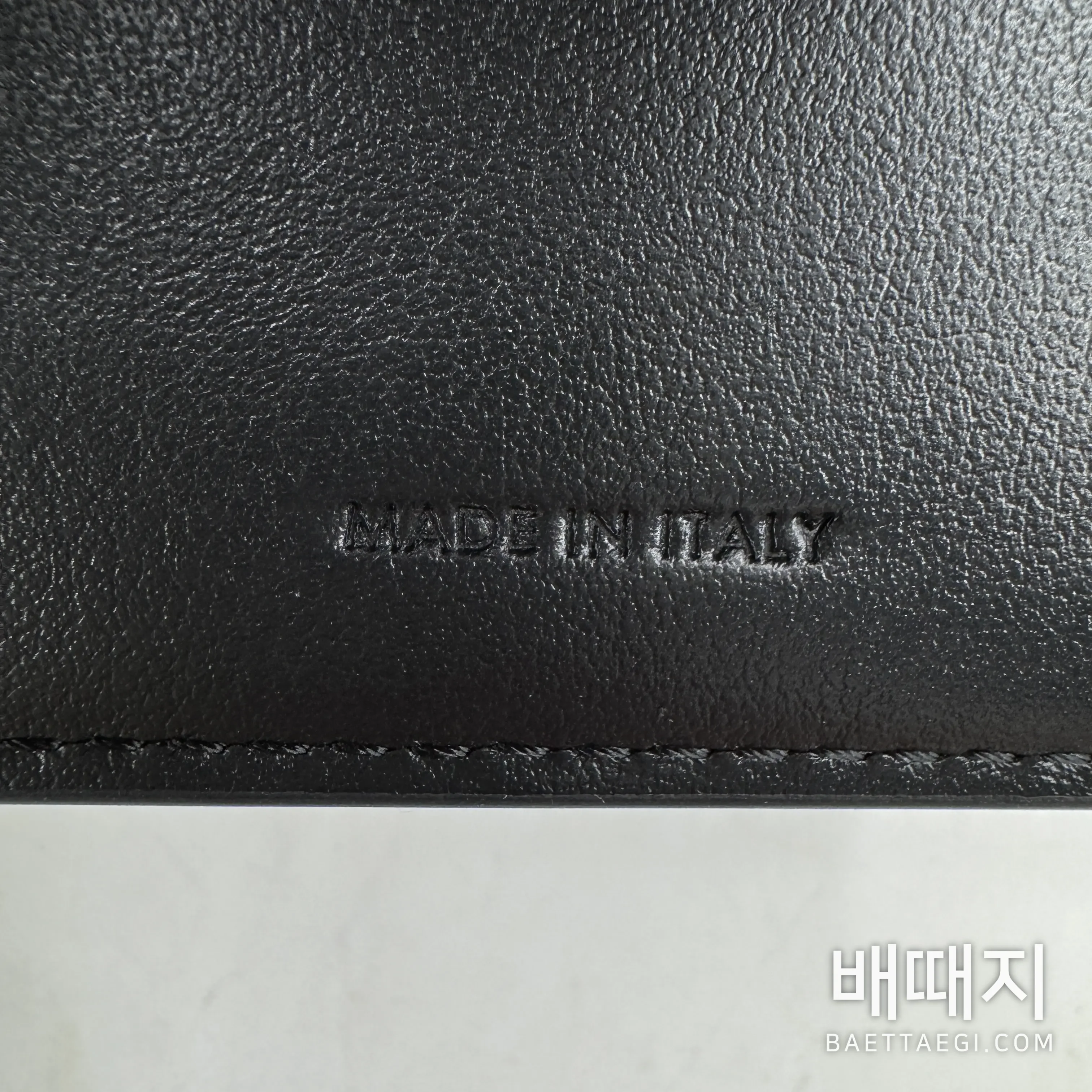 셀린느 지갑 22625 검수사진 8