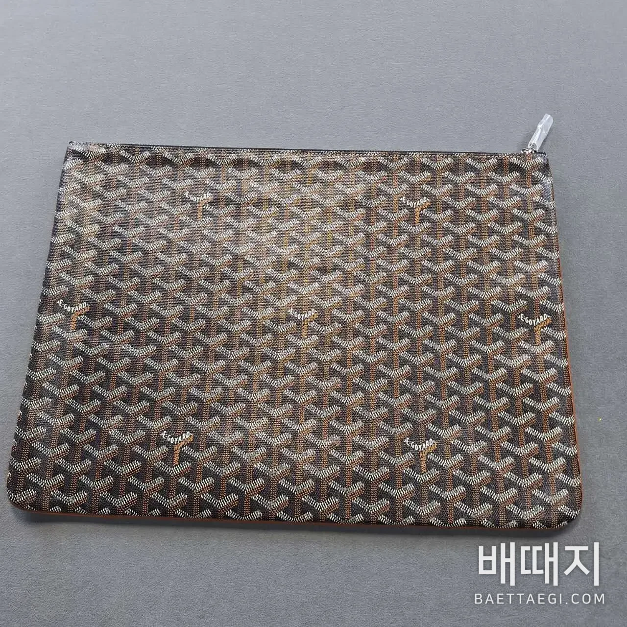 고야드 모노그램 캔버스 클러치백 40cm 77588 검수사진 3