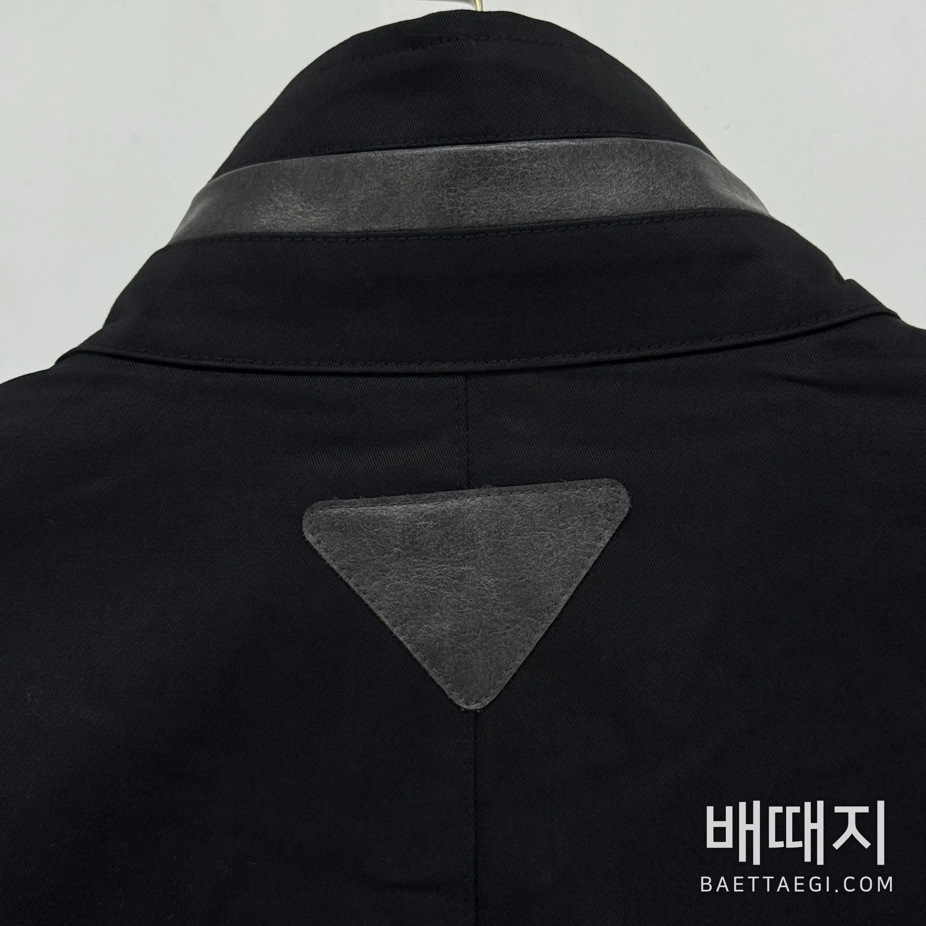 프라다 리버시블 스탠드카라 남성 자켓 195545 검수사진 5