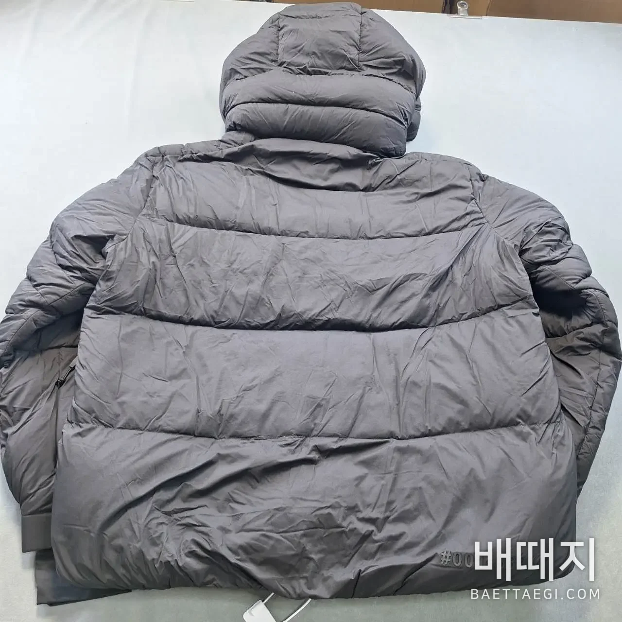 몽클레르 남성 구스 다운 패딩 207621 검수사진 2