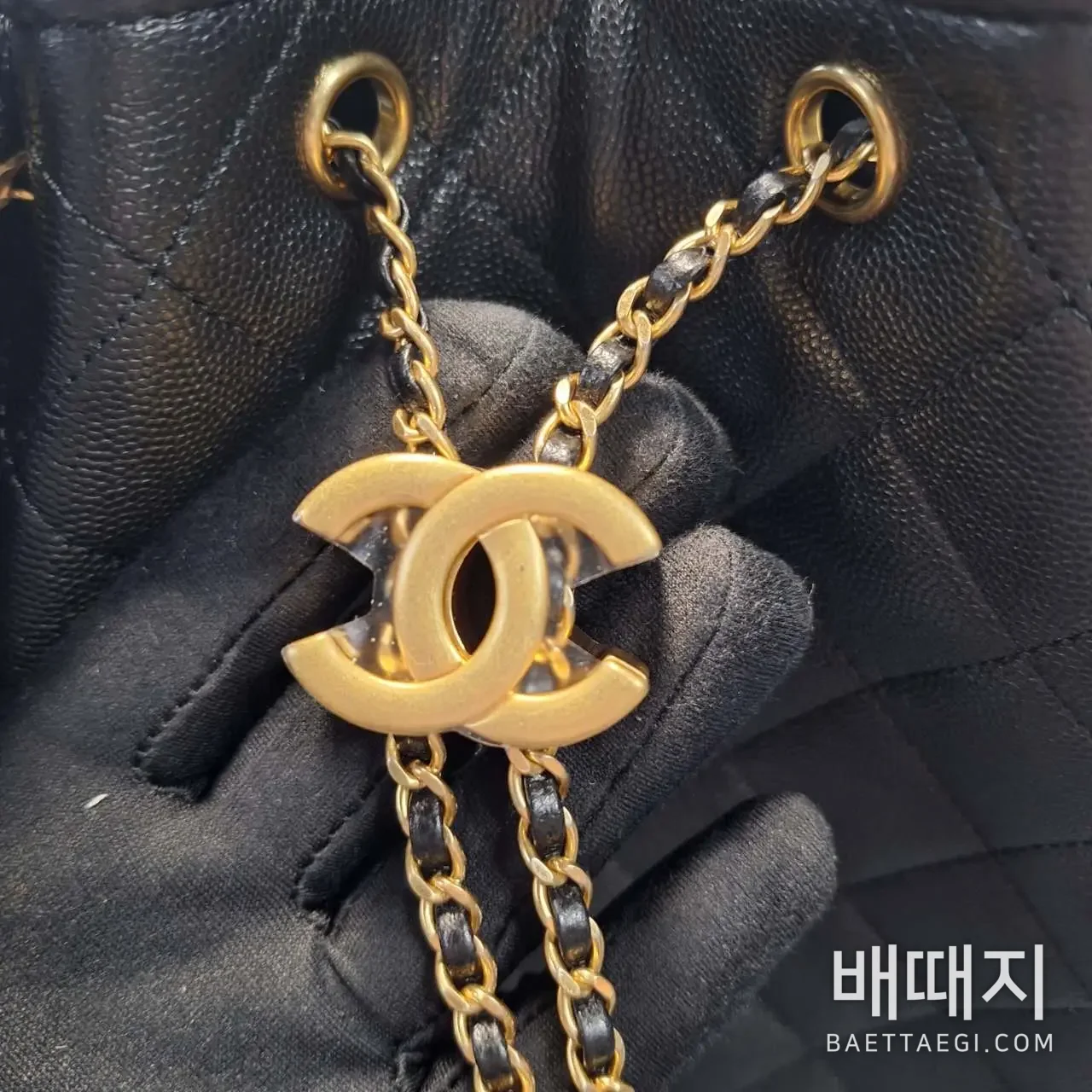 샤넬 캐비어 버킷백 193817 검수사진 17