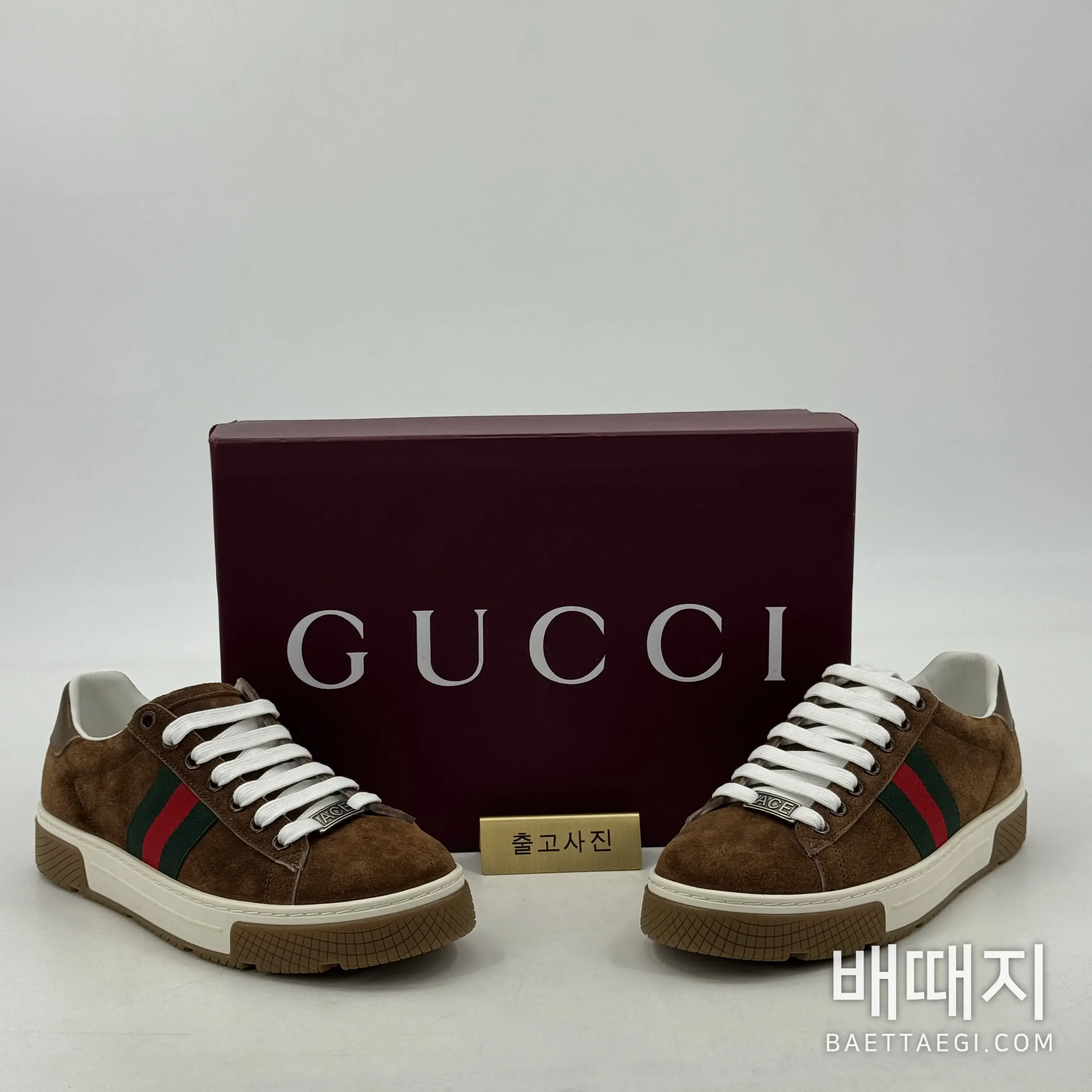 구찌 스니커즈 스웨이드 웹 스트라이프 158567 검수사진 1