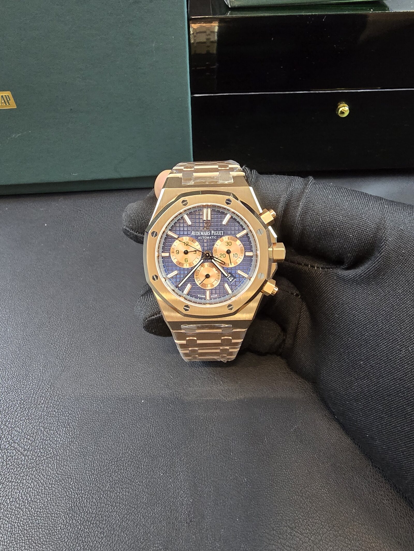 오데마피게 로열 오크 크로노그래프 41mm 검수사진 3