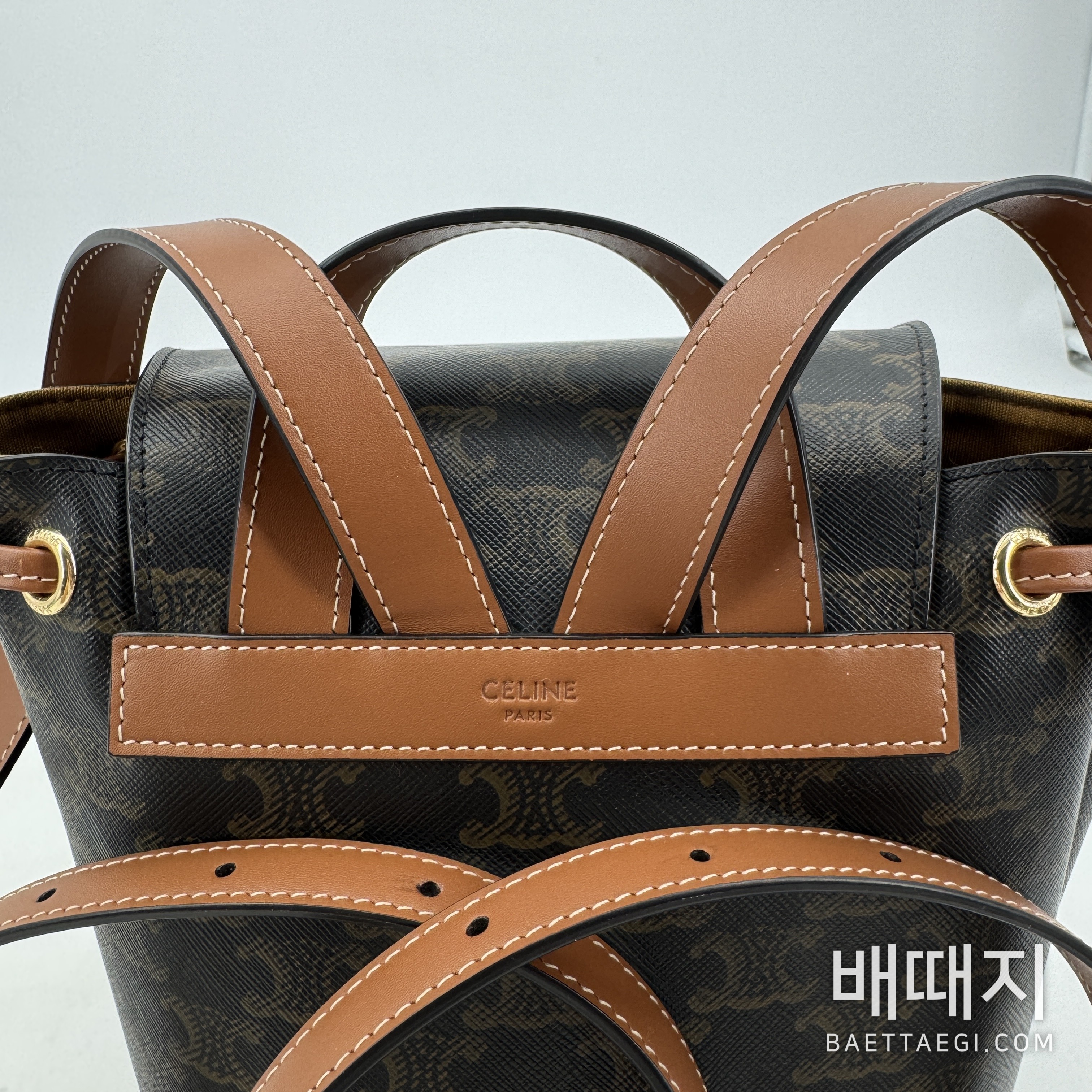 셀린느 트리오페 캔버스 보니 백팩 검수사진 6