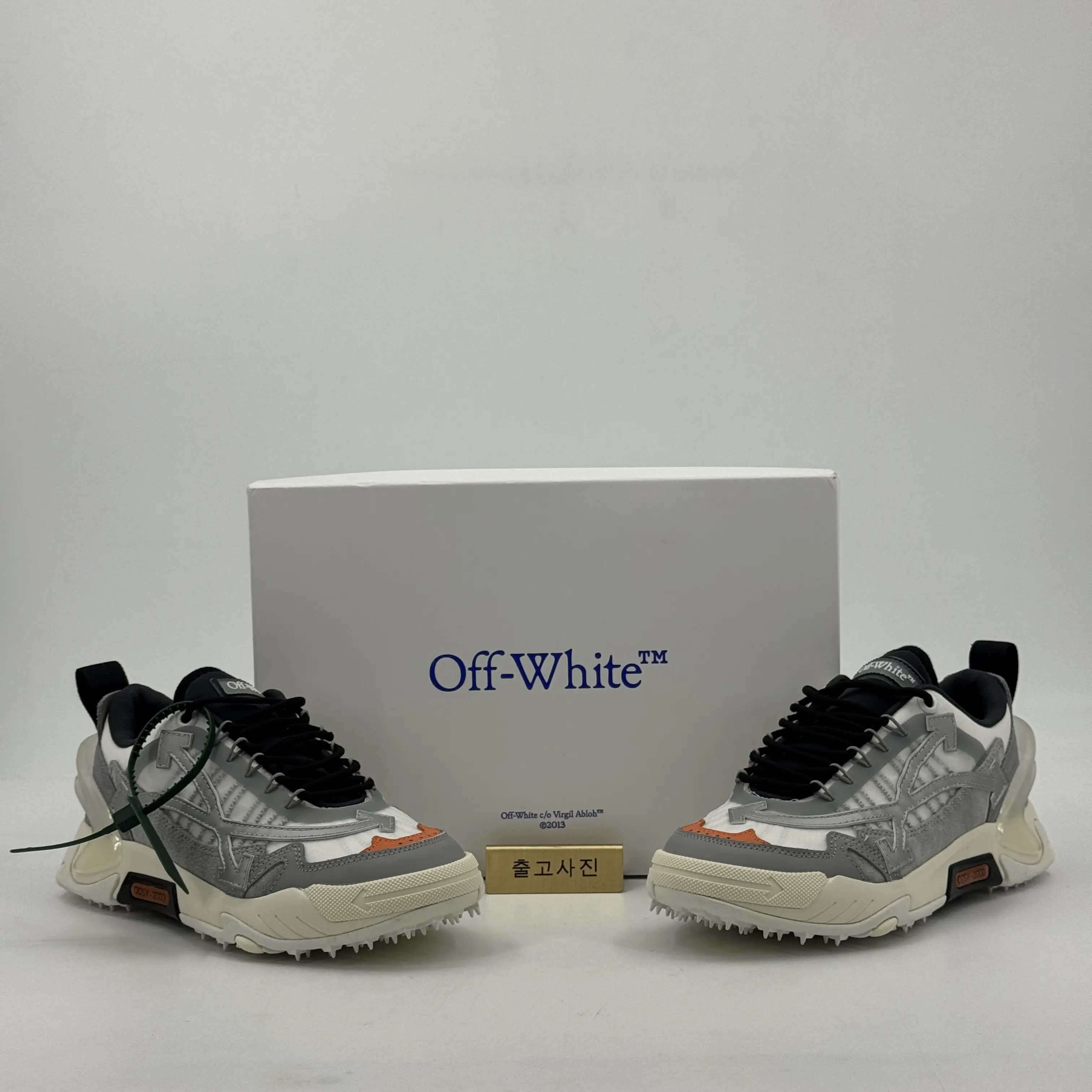 오프화이트 ODSY-2000 스니커즈 80282 검수사진 1