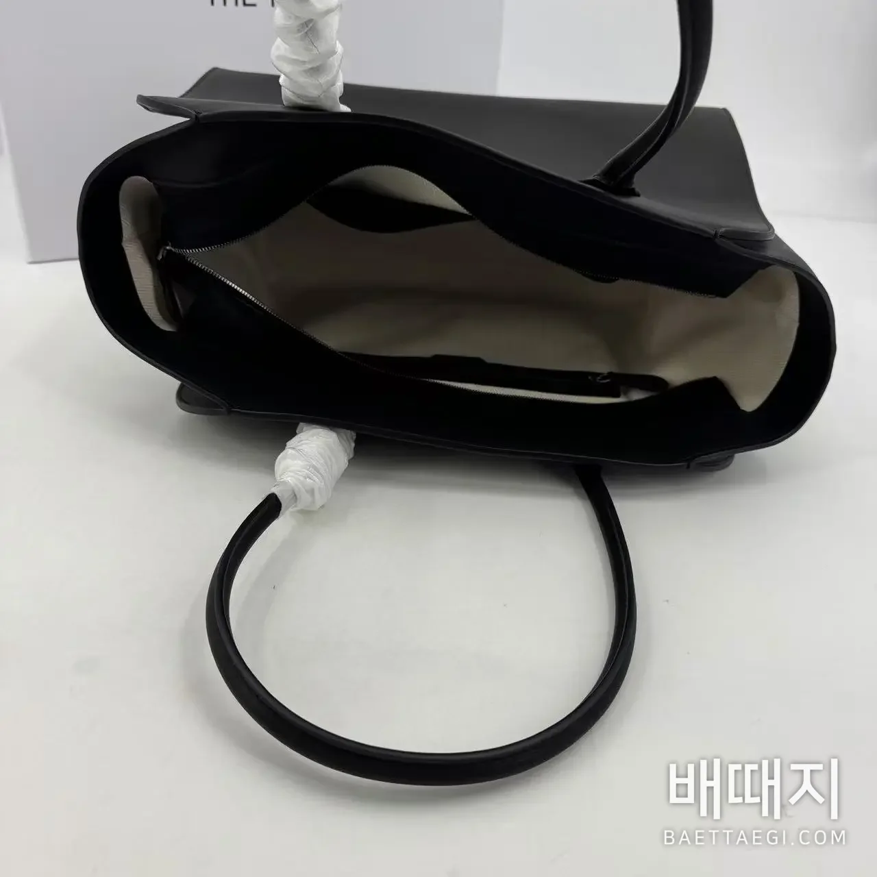 더로우 머니 14 인치 PU 가죽 가방 75302 검수사진 13