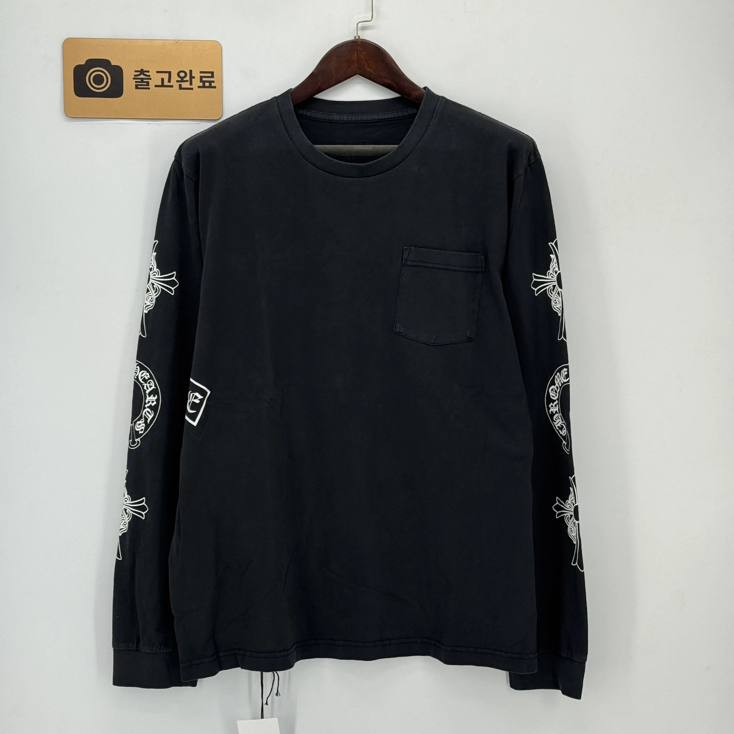 크롬하츠 소프&워터 데미지 가공 남성 긴팔 티셔츠 144236 검수사진 1