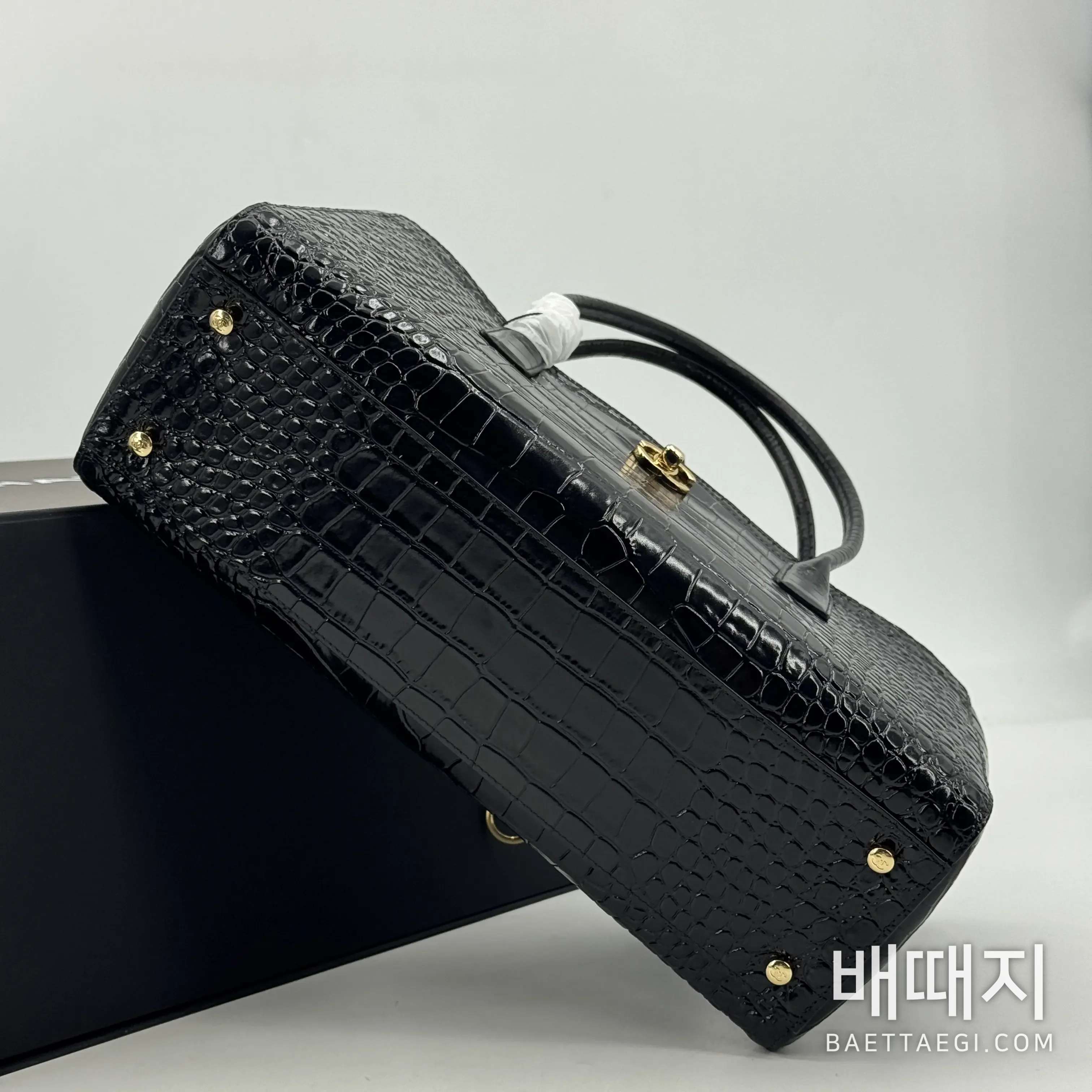 샤넬 악어무늬 크루아송 쇼핑백 가방 193825 검수사진 6