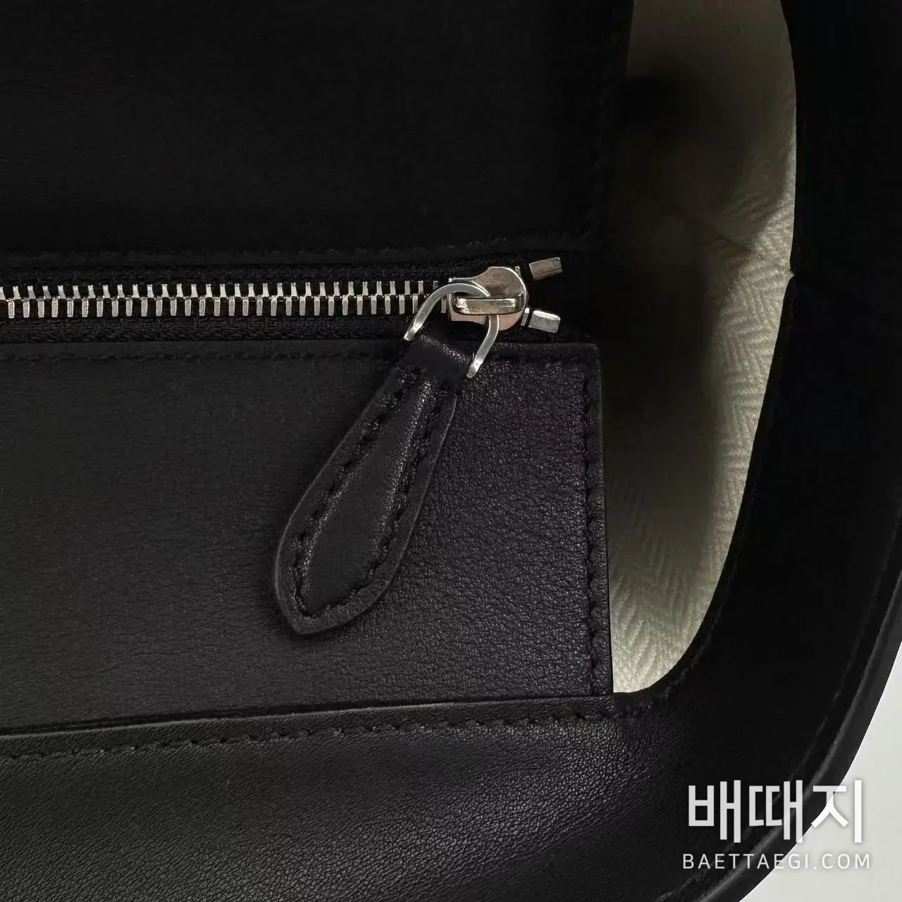 더로우 머니 14 인치 PU 가죽 가방 75302 검수사진 12