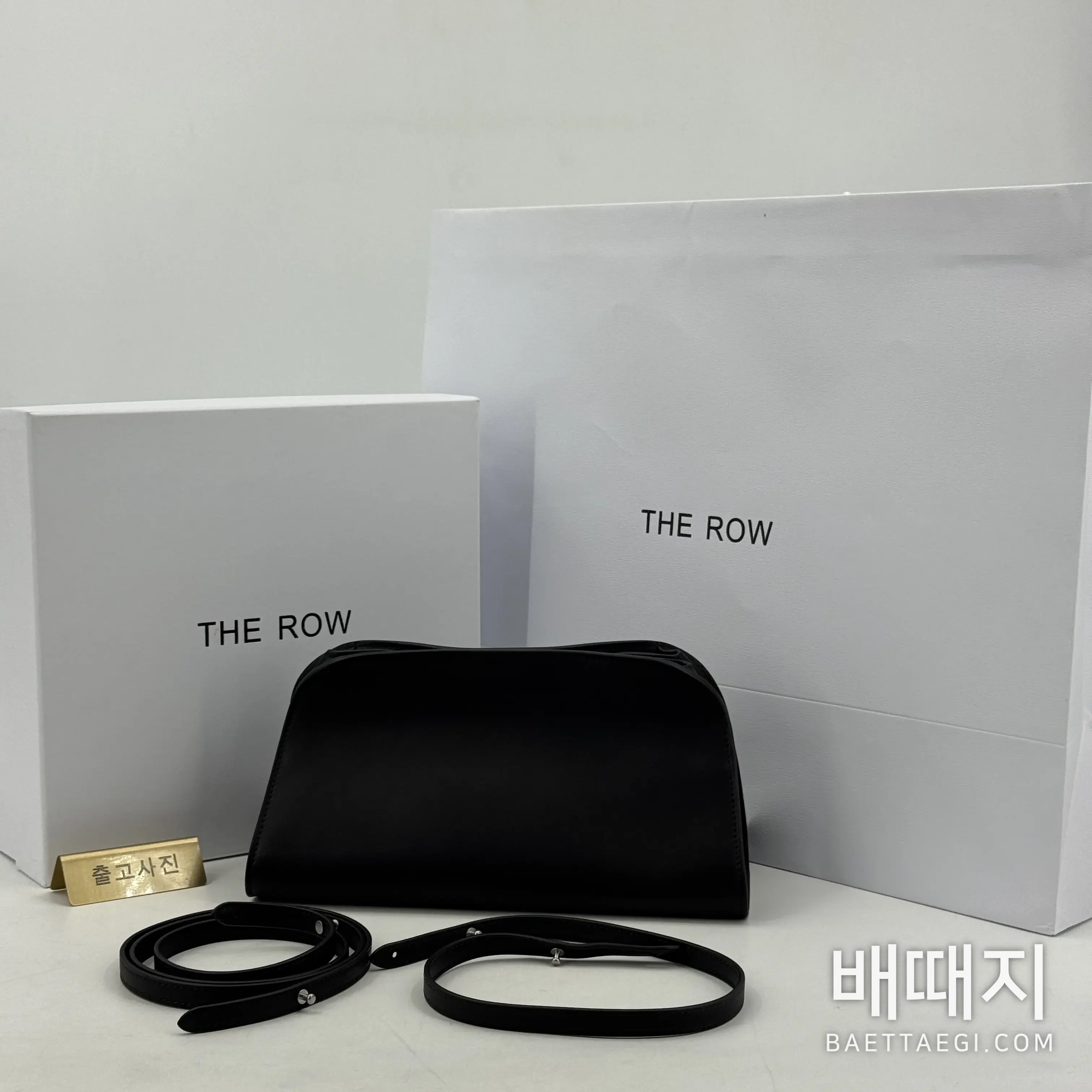 더로우 페기백 클러치백 75764 검수사진 1