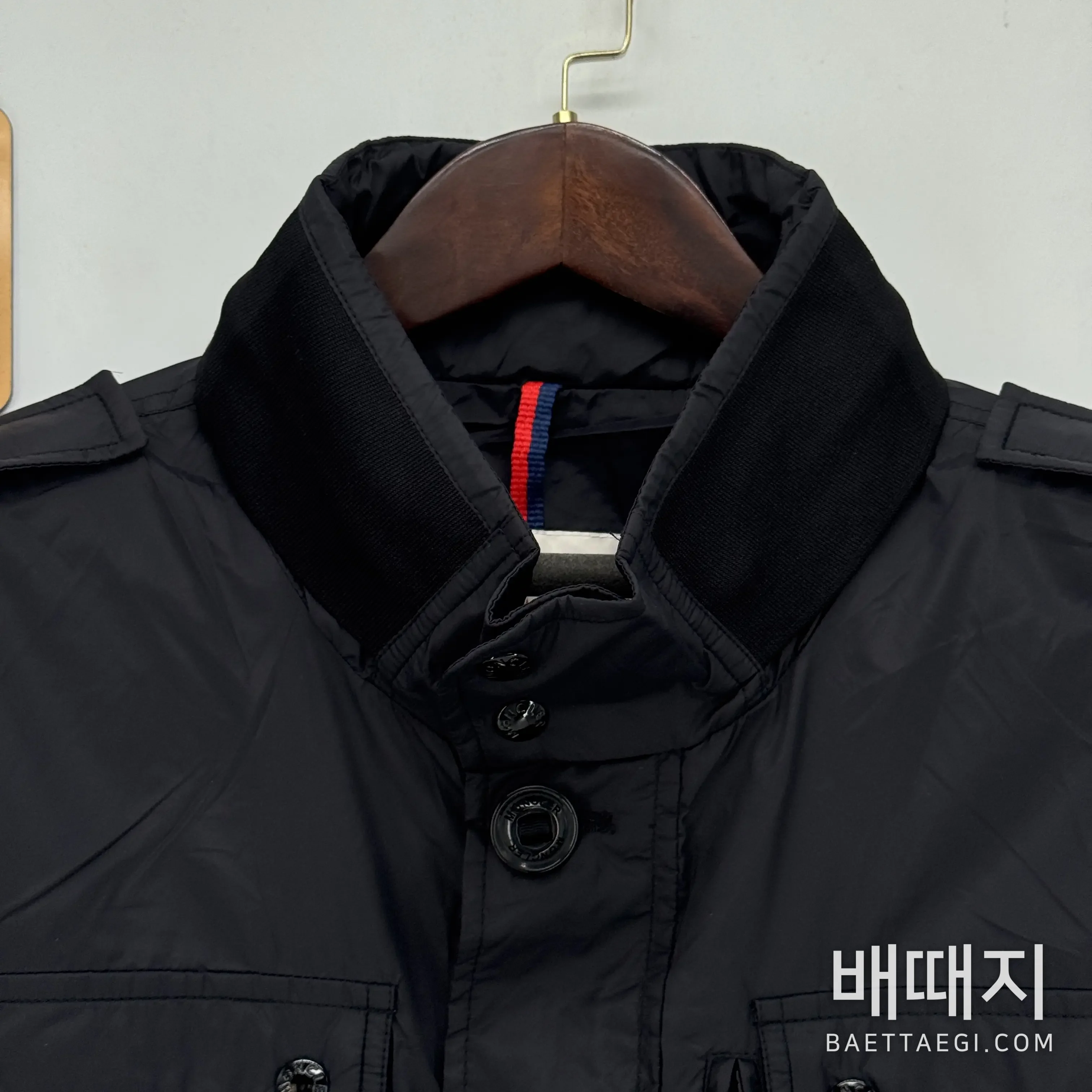 몽클레르 슬림 핏 남성 자켓 150215 검수사진 2